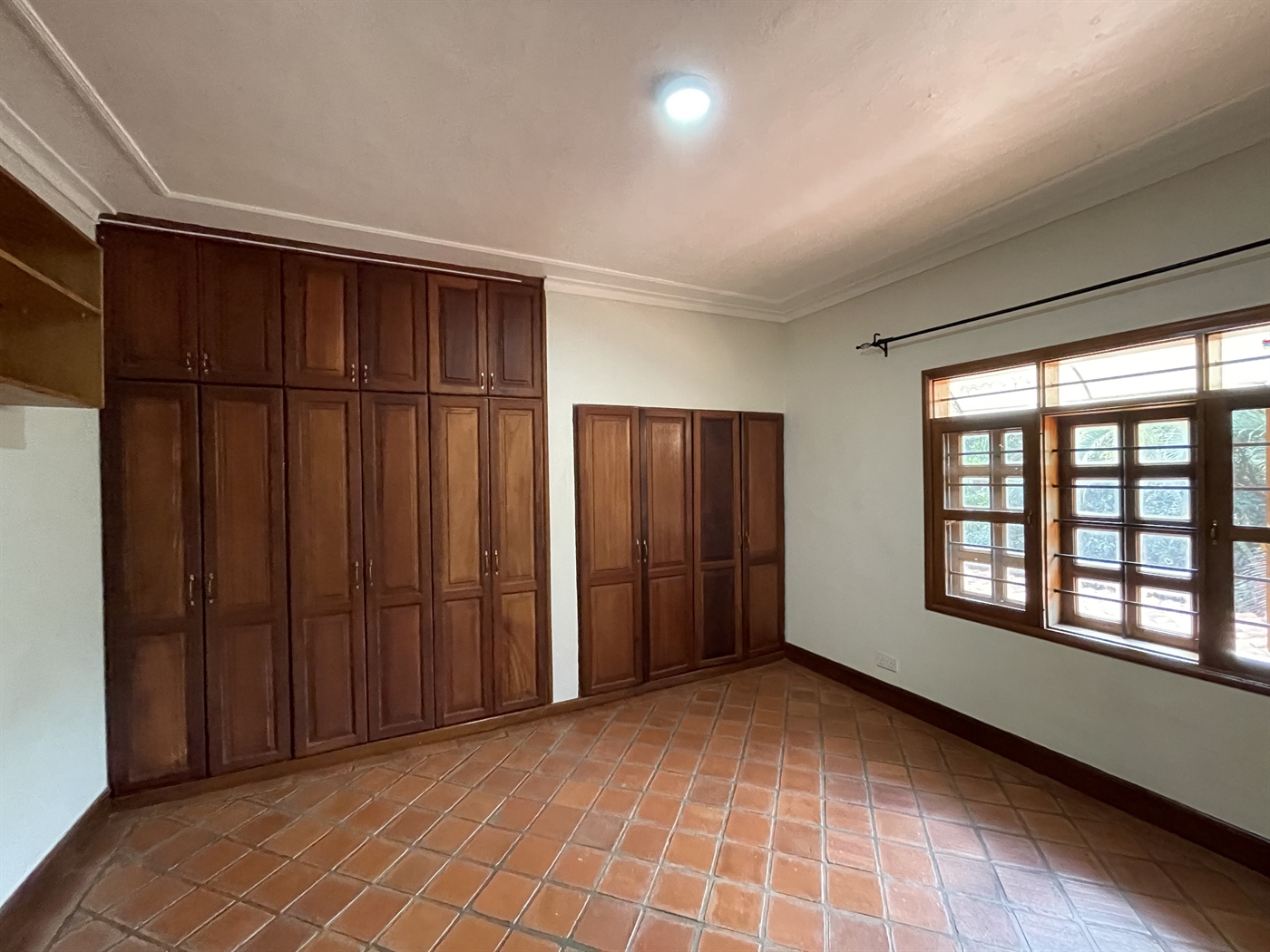 Storeyed house for rent in Makindye Kampala