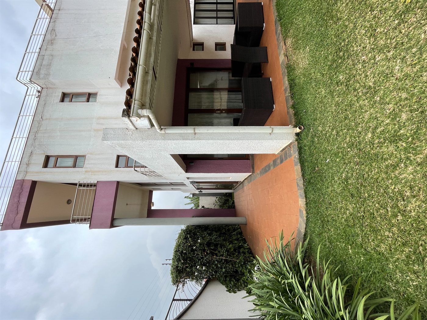 Town House for rent in Mbuya Kampala