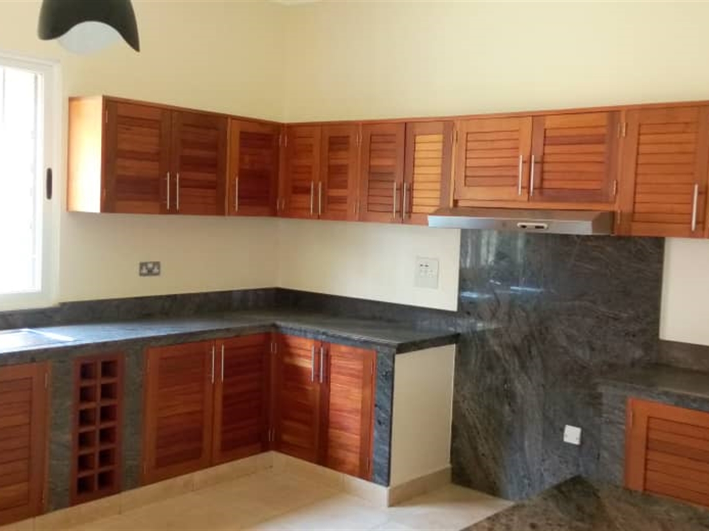 Bungalow for rent in Naguru Kampala