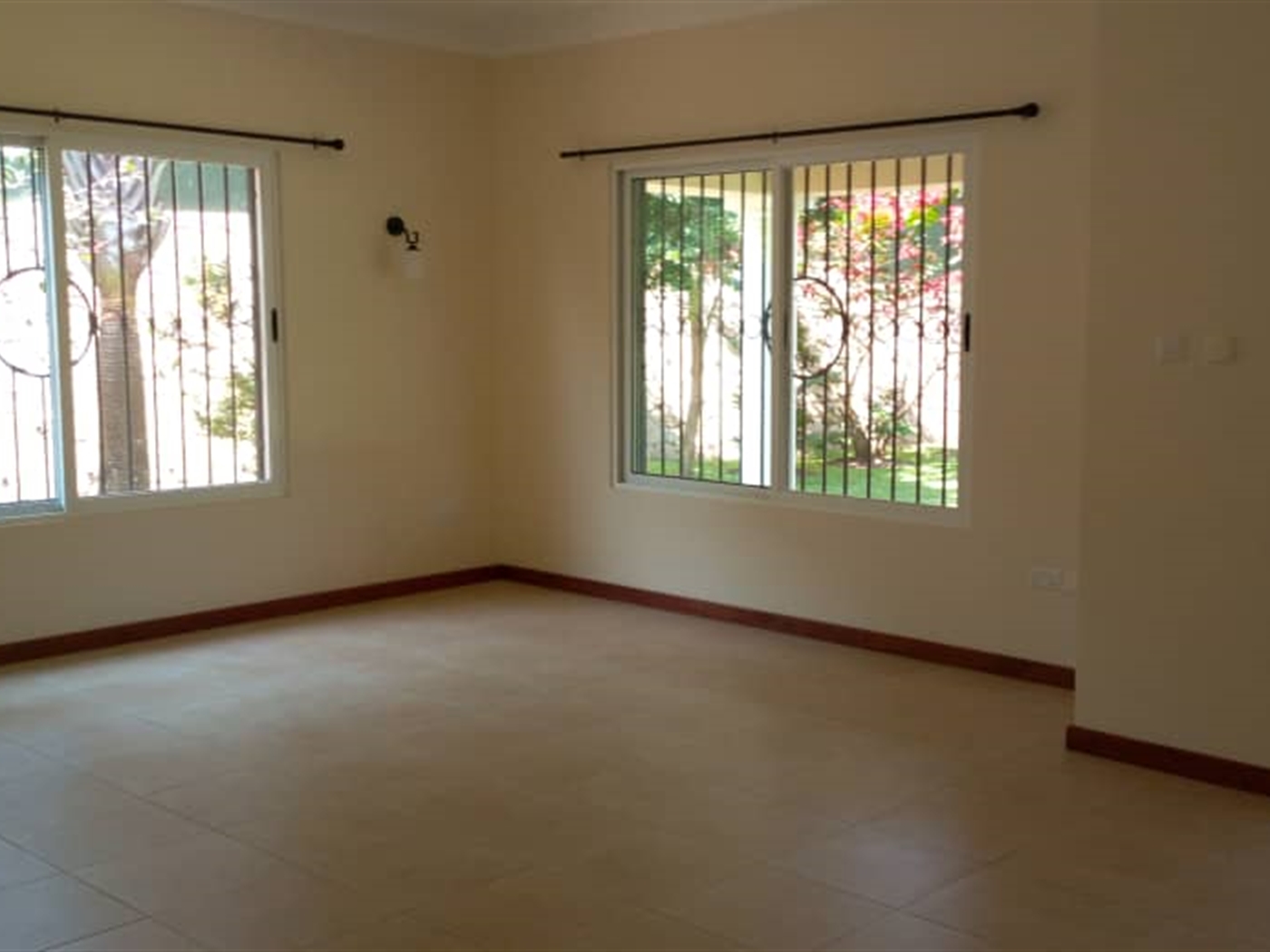 Bungalow for rent in Naguru Kampala