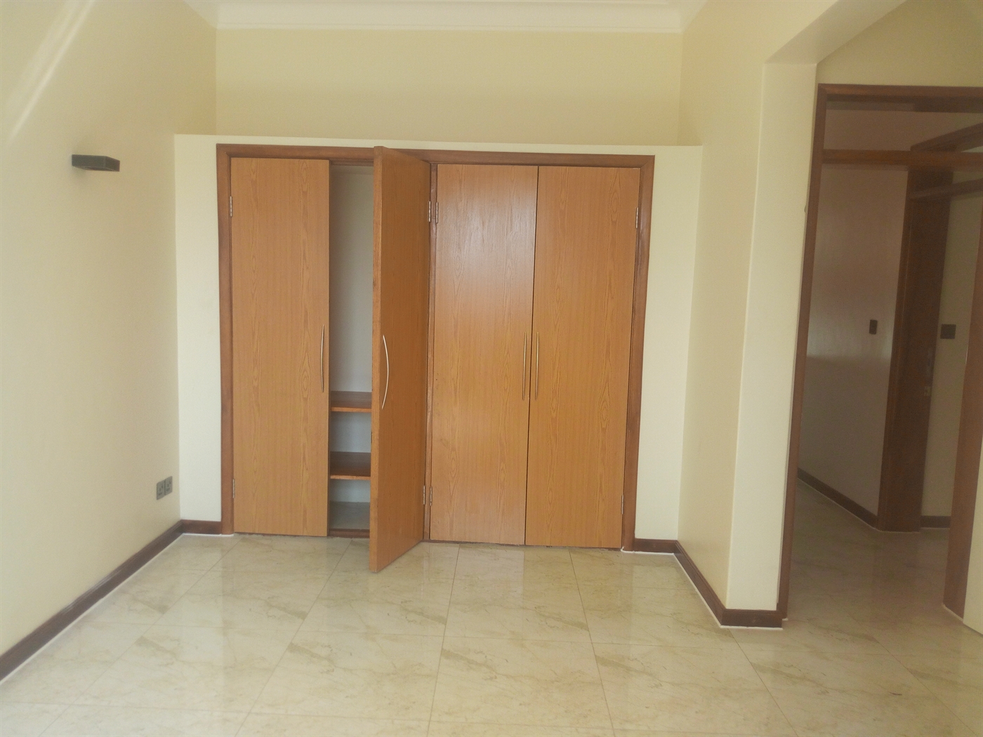 Town House for rent in Muyenga Kampala