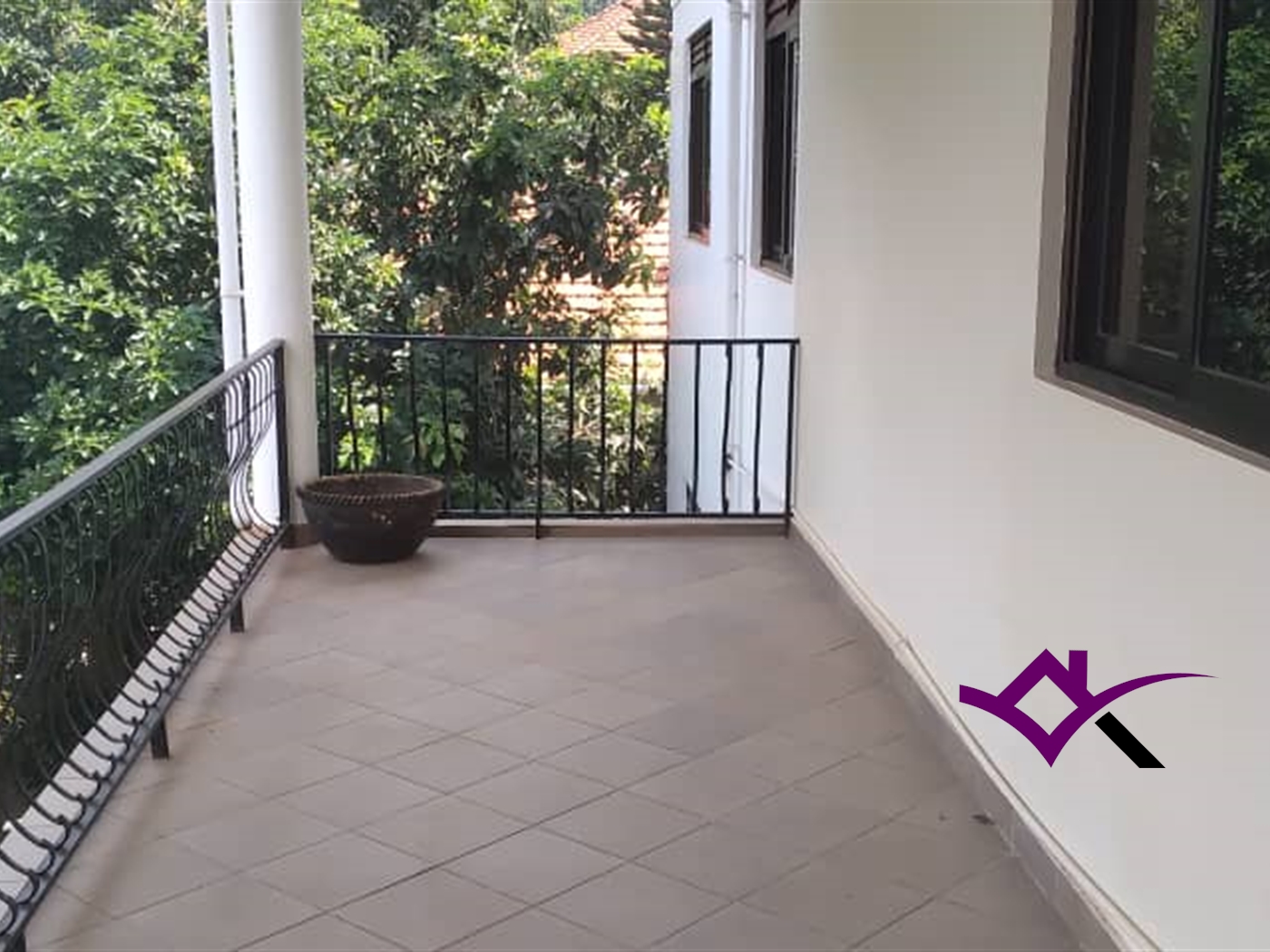 Storeyed house for sale in Munyonyo Kampala