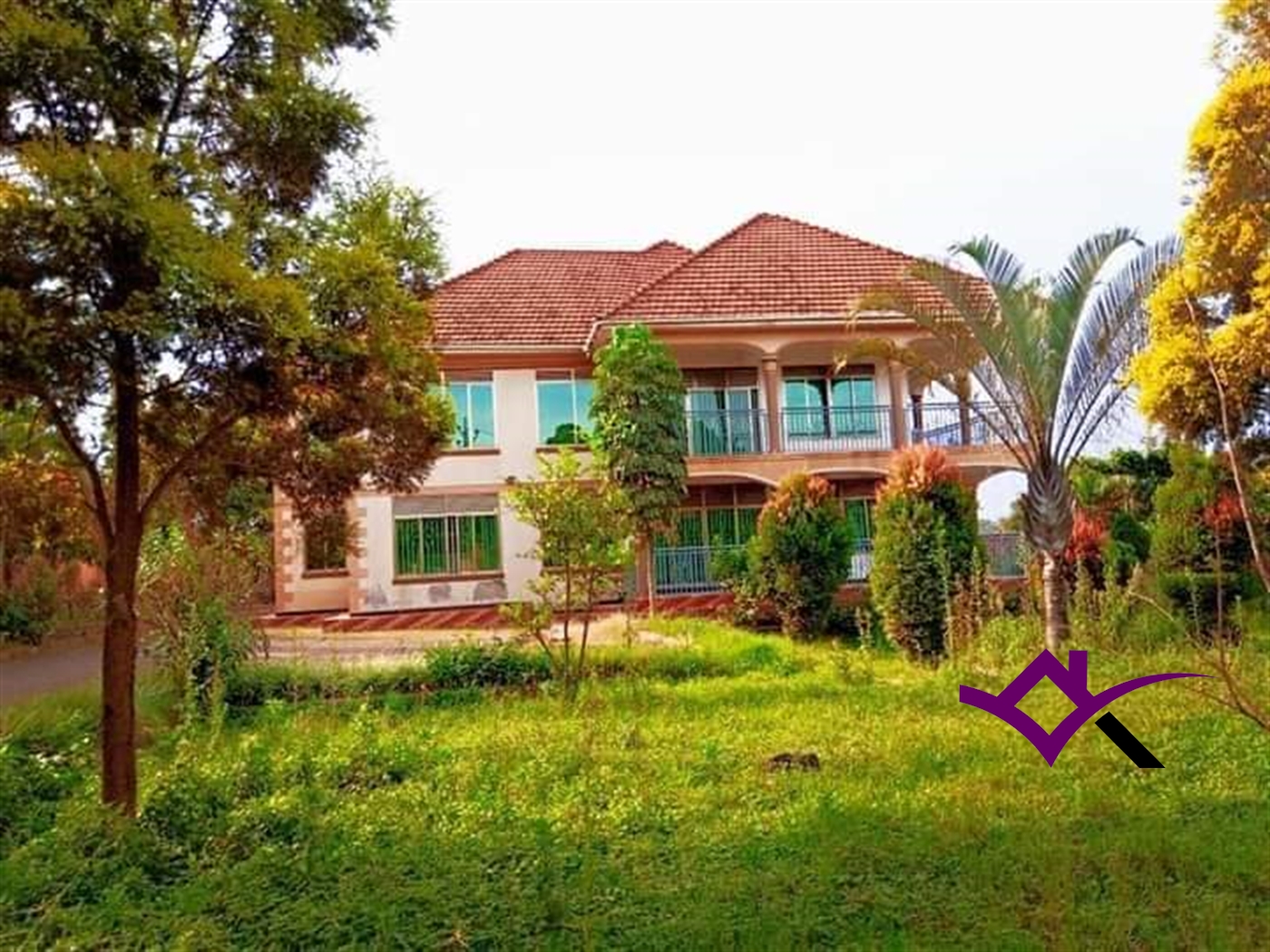 Storeyed house for sale in Kyengela Wakiso