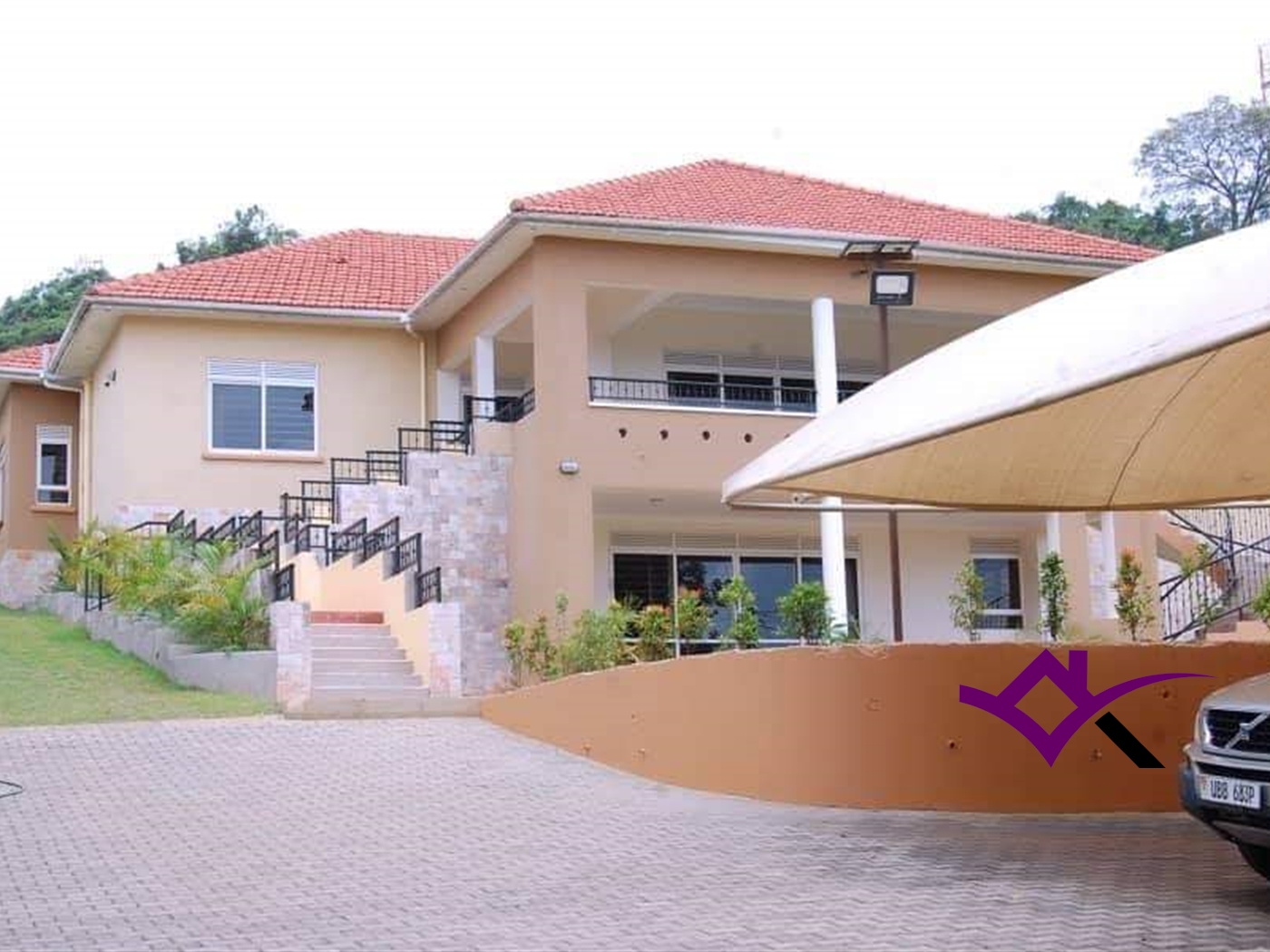 Storeyed house for sale in Muyenga Kampala