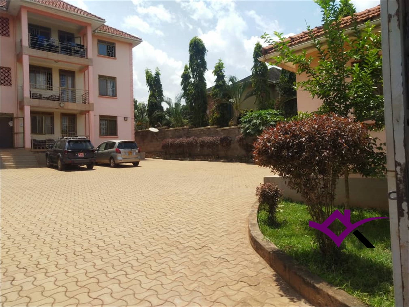 Apartment for sale in Kiwaatule Kampala