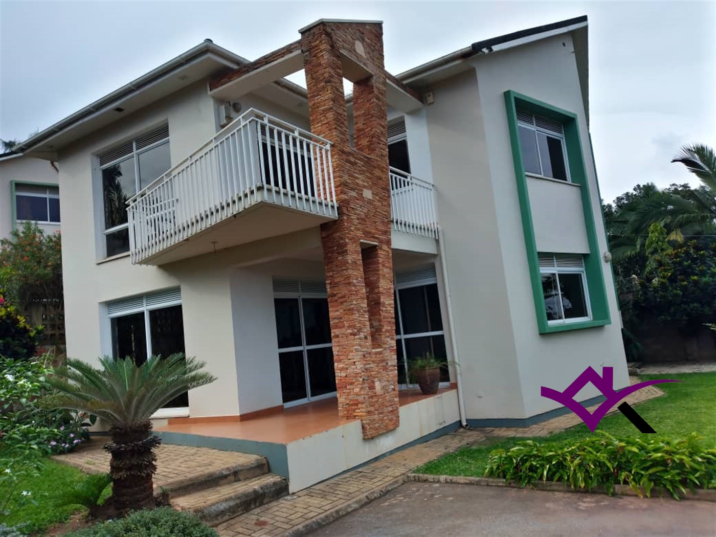 Storeyed house for sale in Lubowa Wakiso