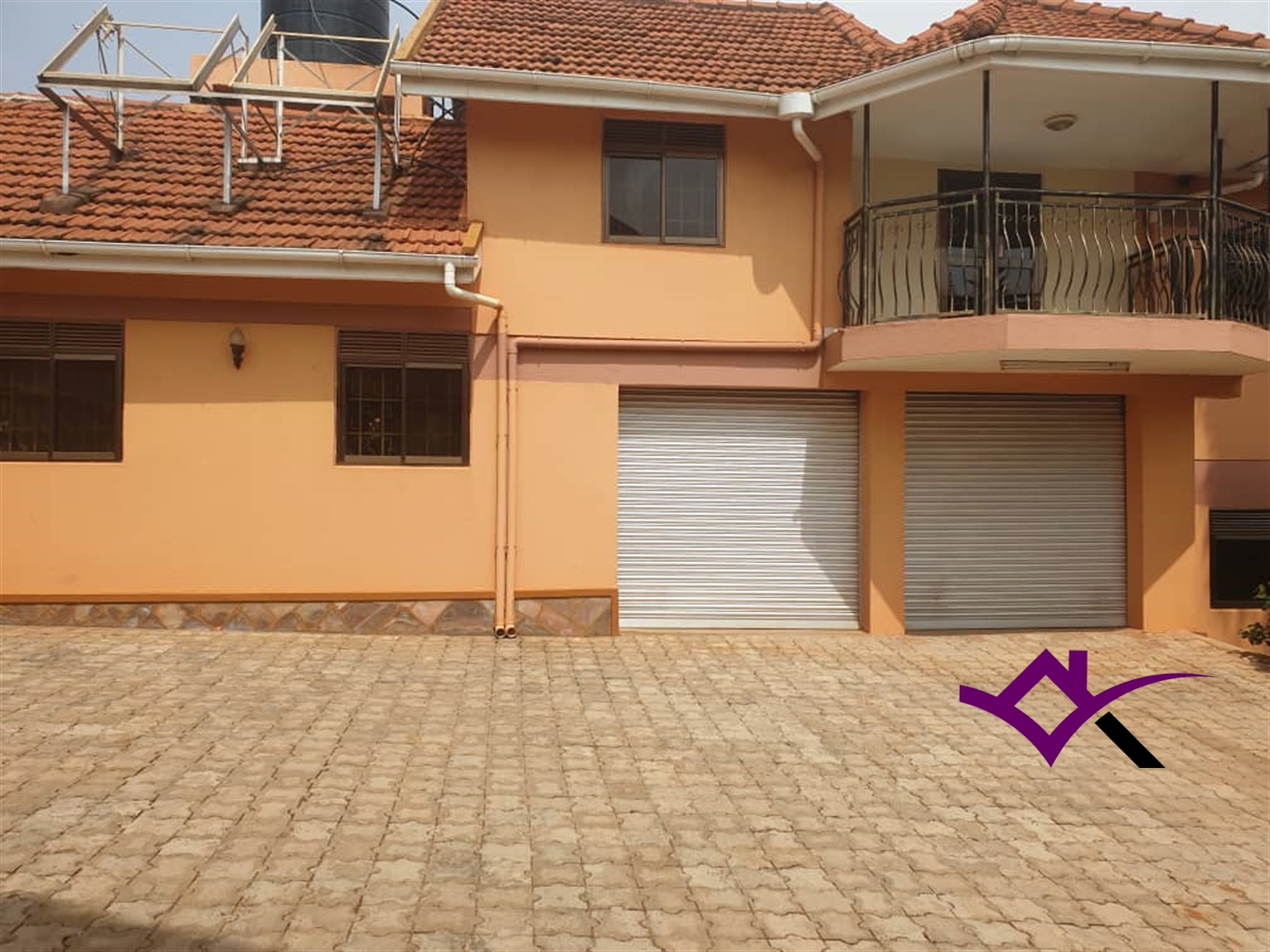 Storeyed house for sale in Kulambilo Wakiso