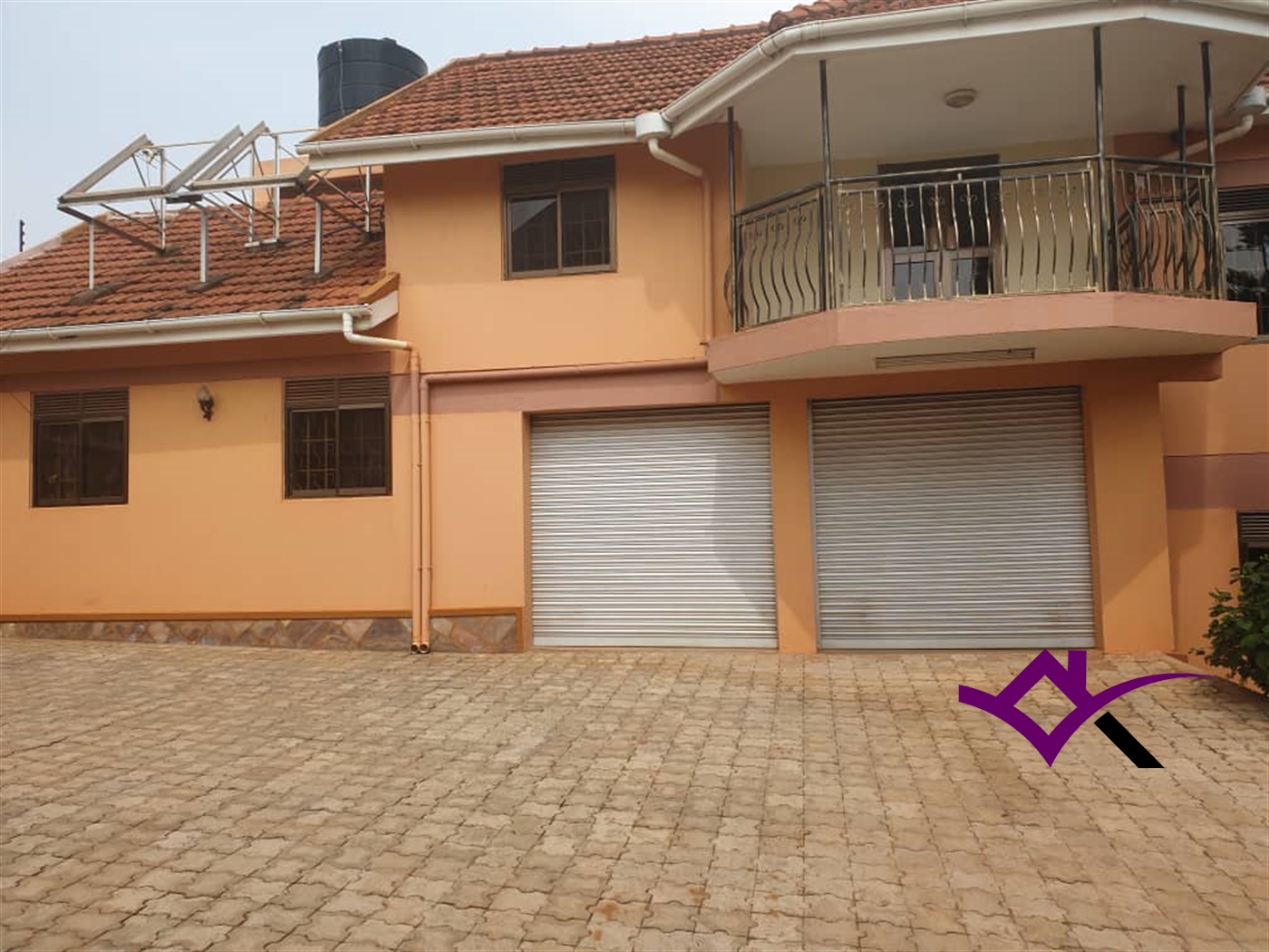 Storeyed house for sale in Kulambilo Wakiso