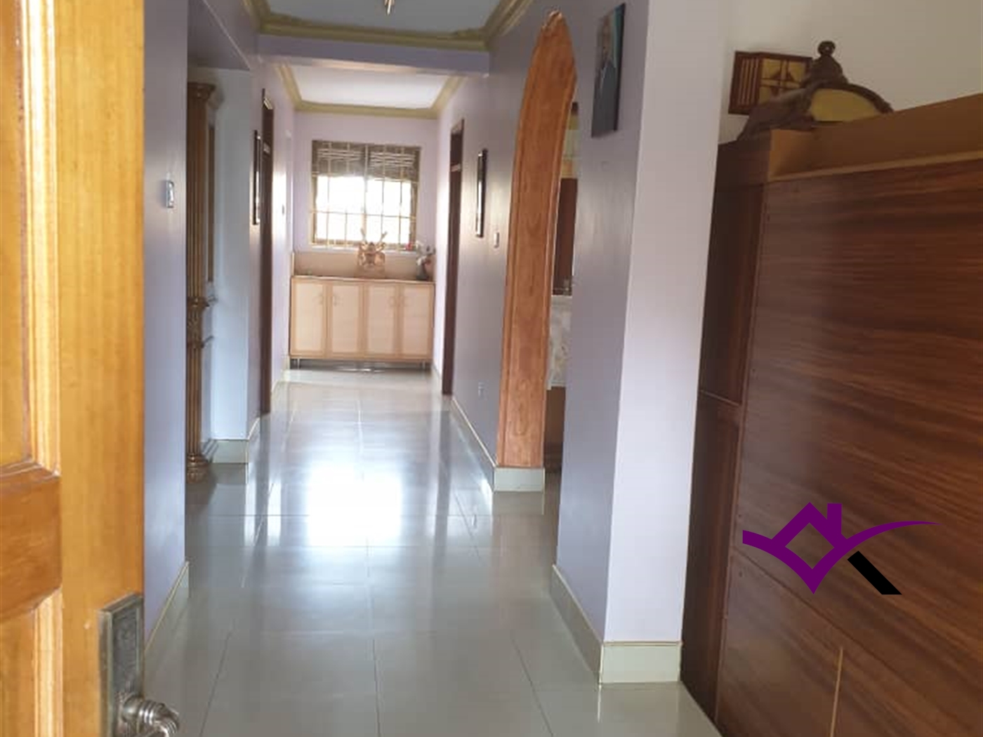 Storeyed house for sale in Kulambilo Wakiso