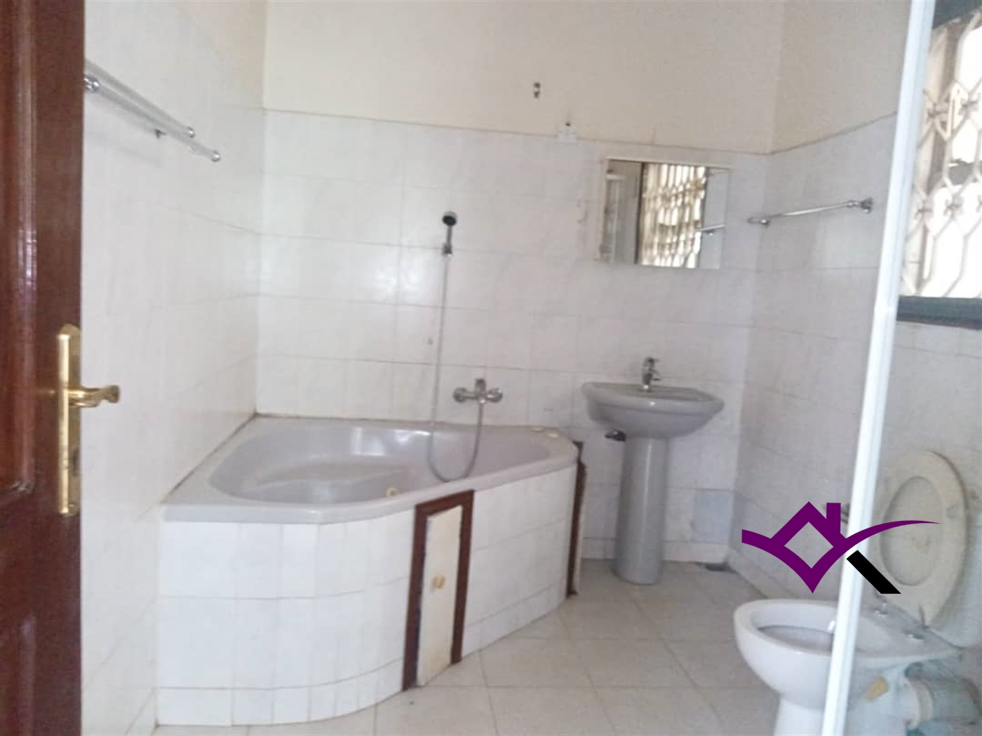 Bungalow for rent in Naguru Kampala