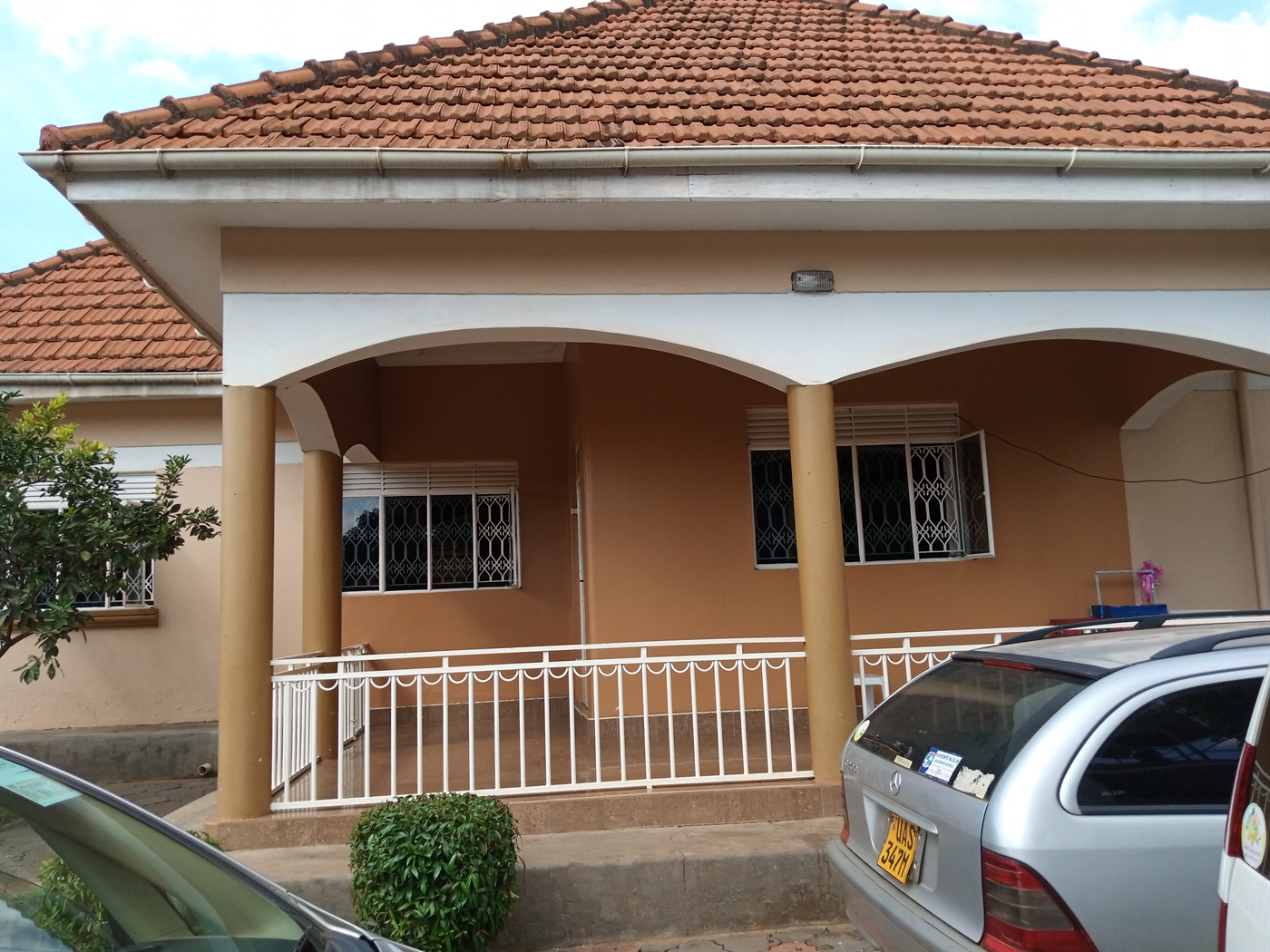 Bungalow for sale in Kiwaatule Kampala