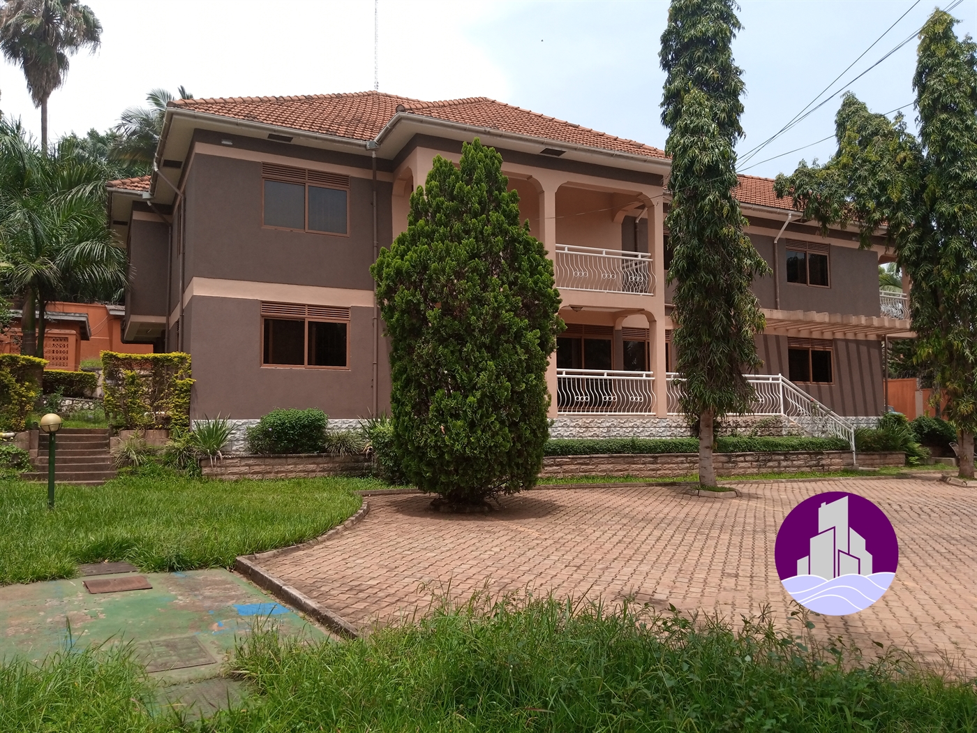 Storeyed house for rent in Naguru Kampala