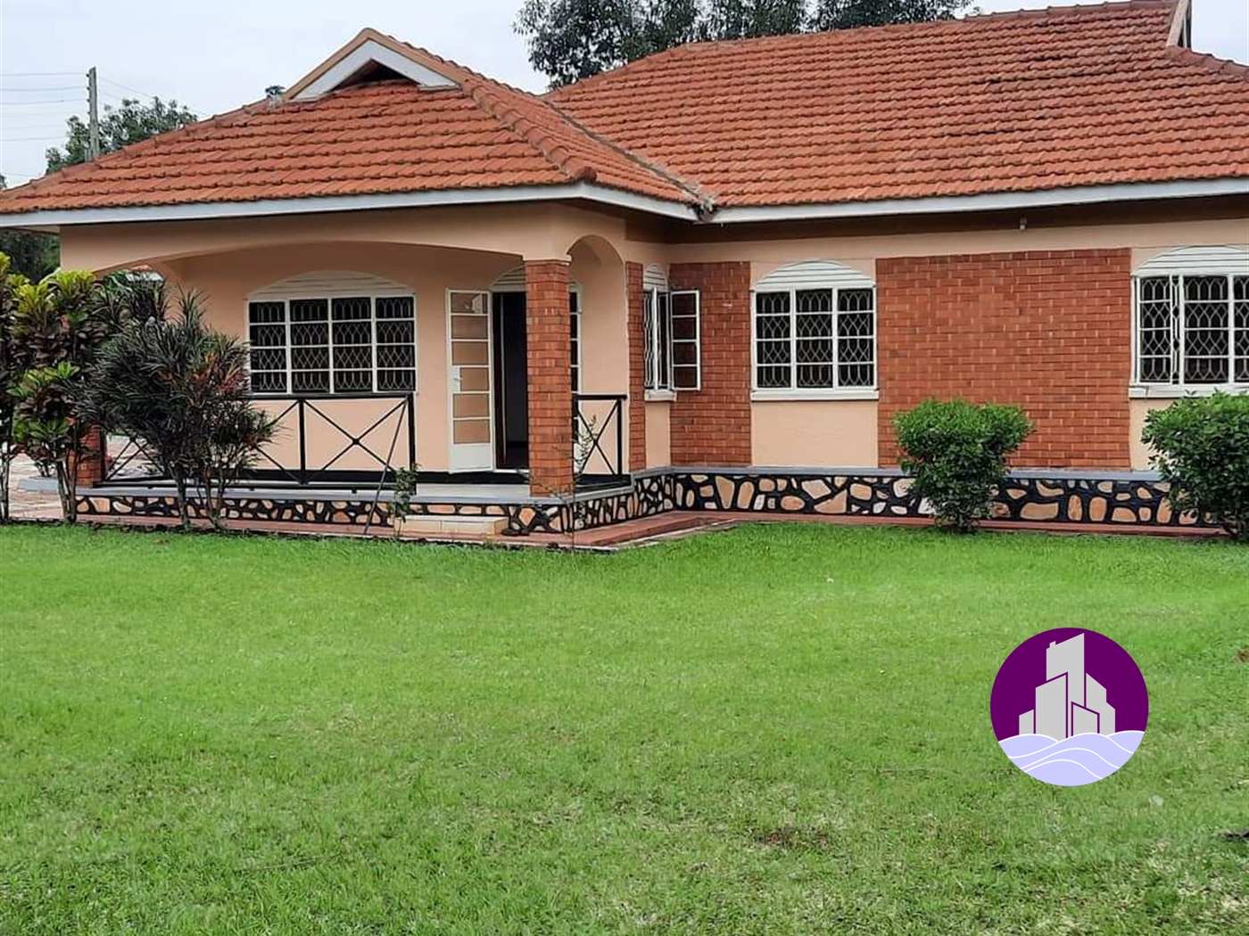 Bungalow for rent in Naalya Kampala