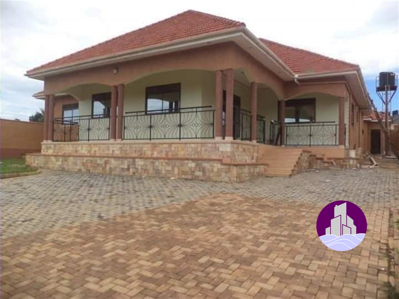 Bungalow for rent in Kisaasi Kampala