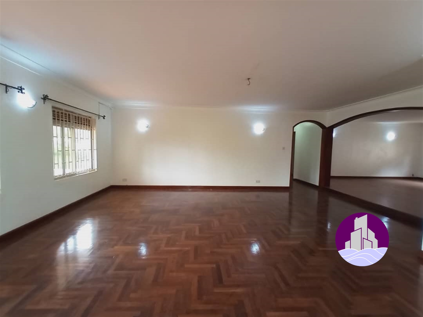 Bungalow for rent in Kololo Kampala