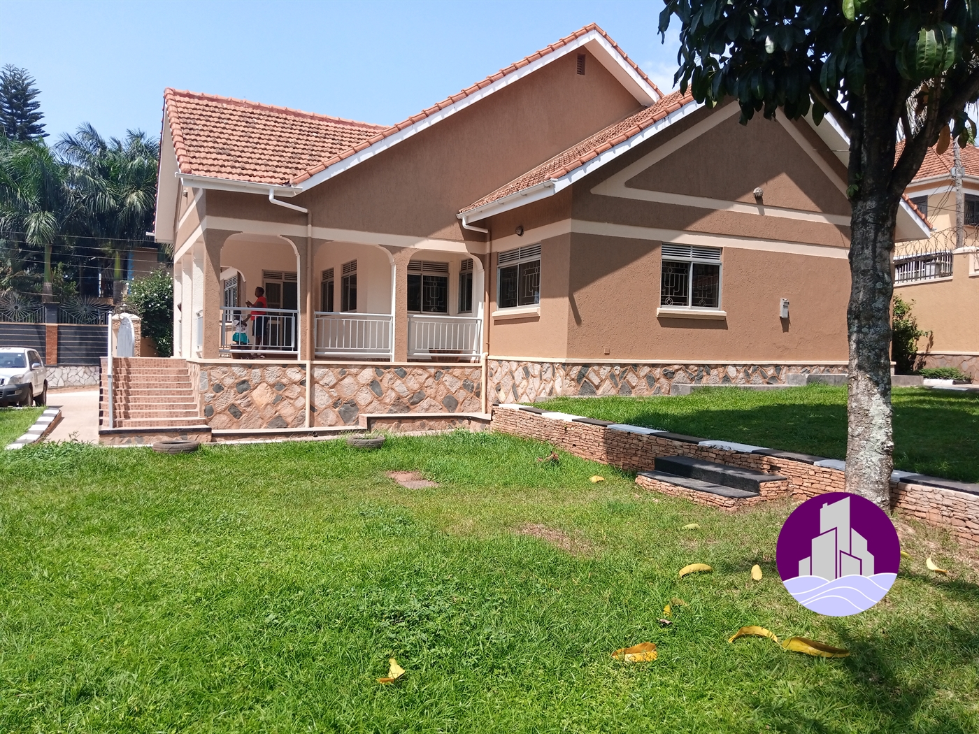 Bungalow for rent in Muyenga Kampala