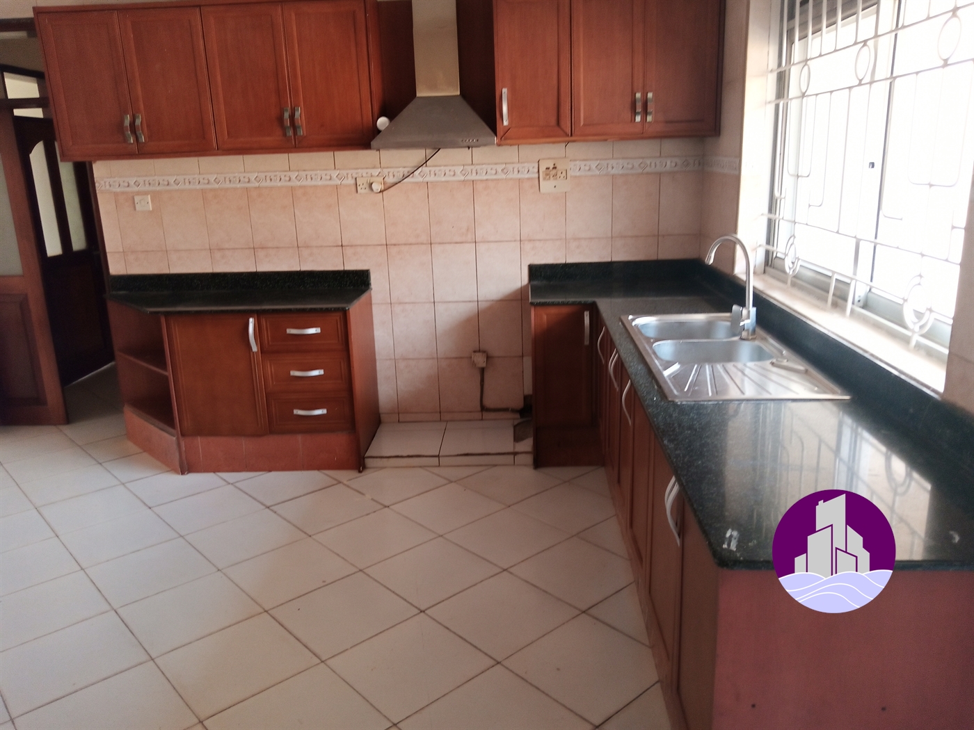 Bungalow for rent in Muyenga Kampala