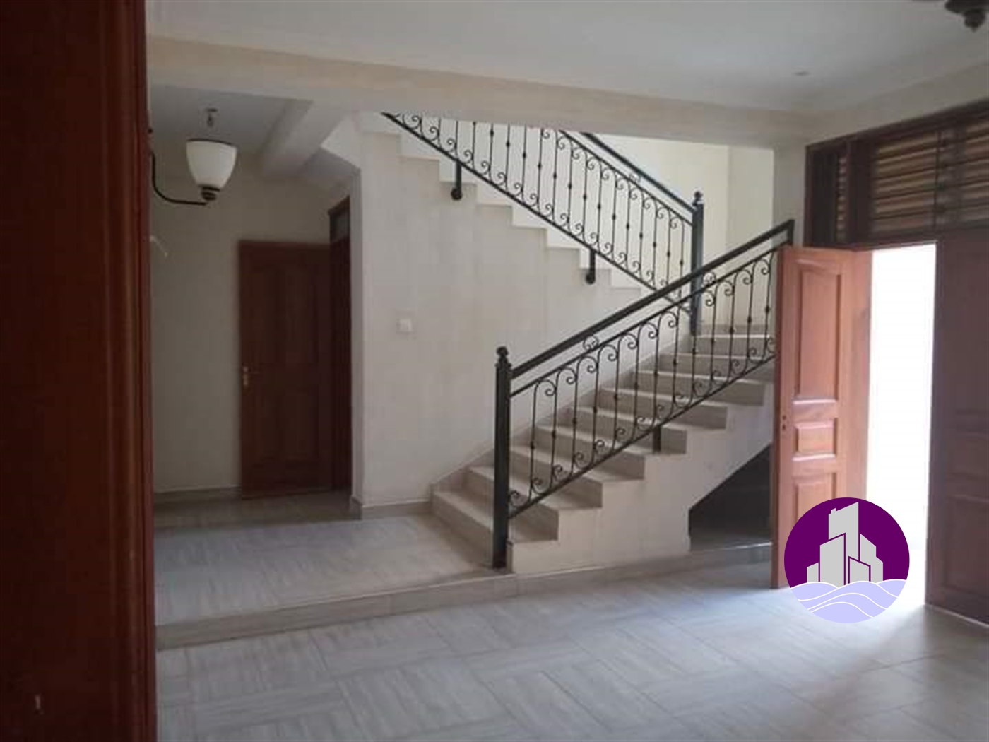 Town House for rent in Naguru Kampala