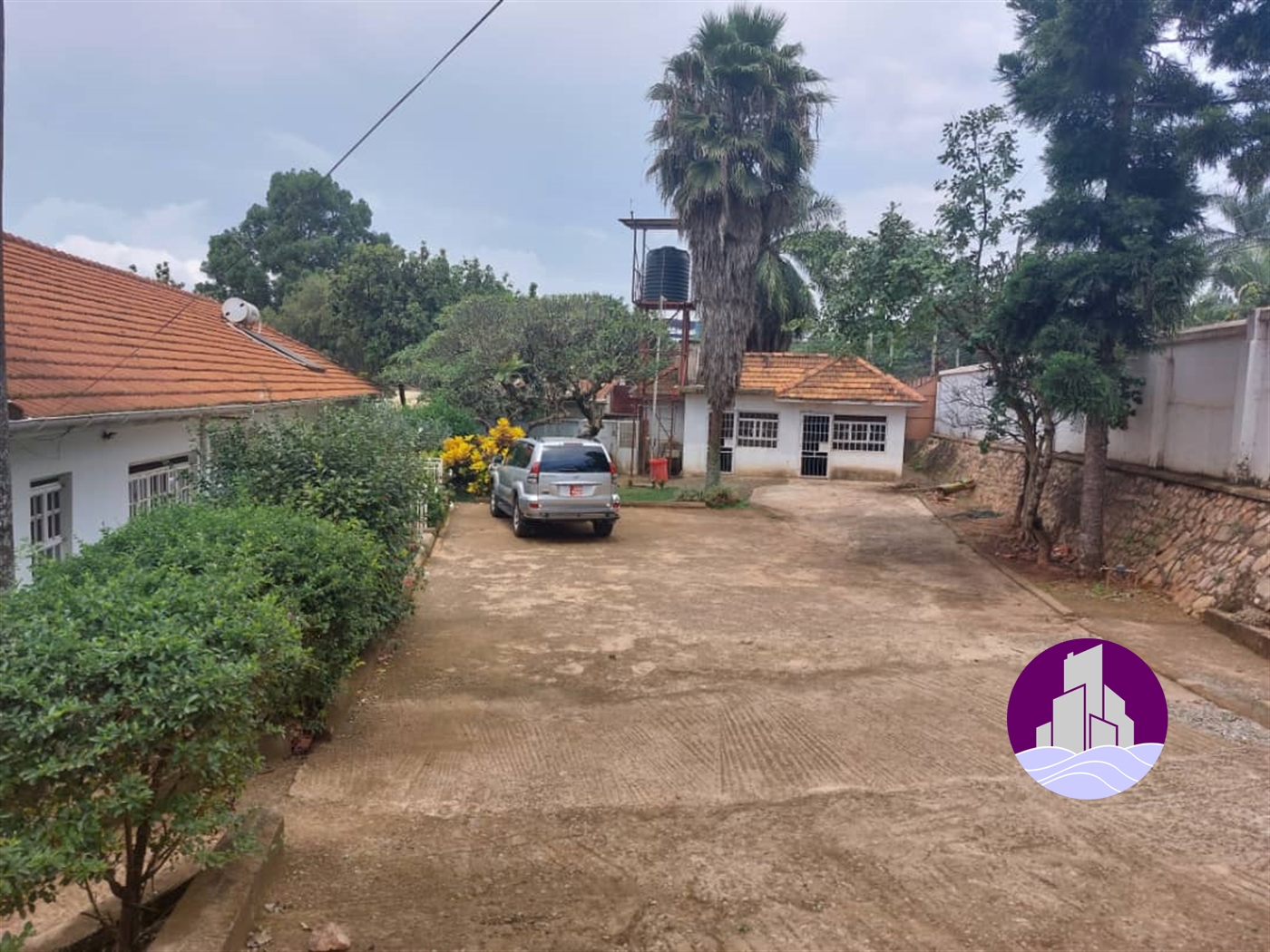 Bungalow for sale in Kololo Kampala