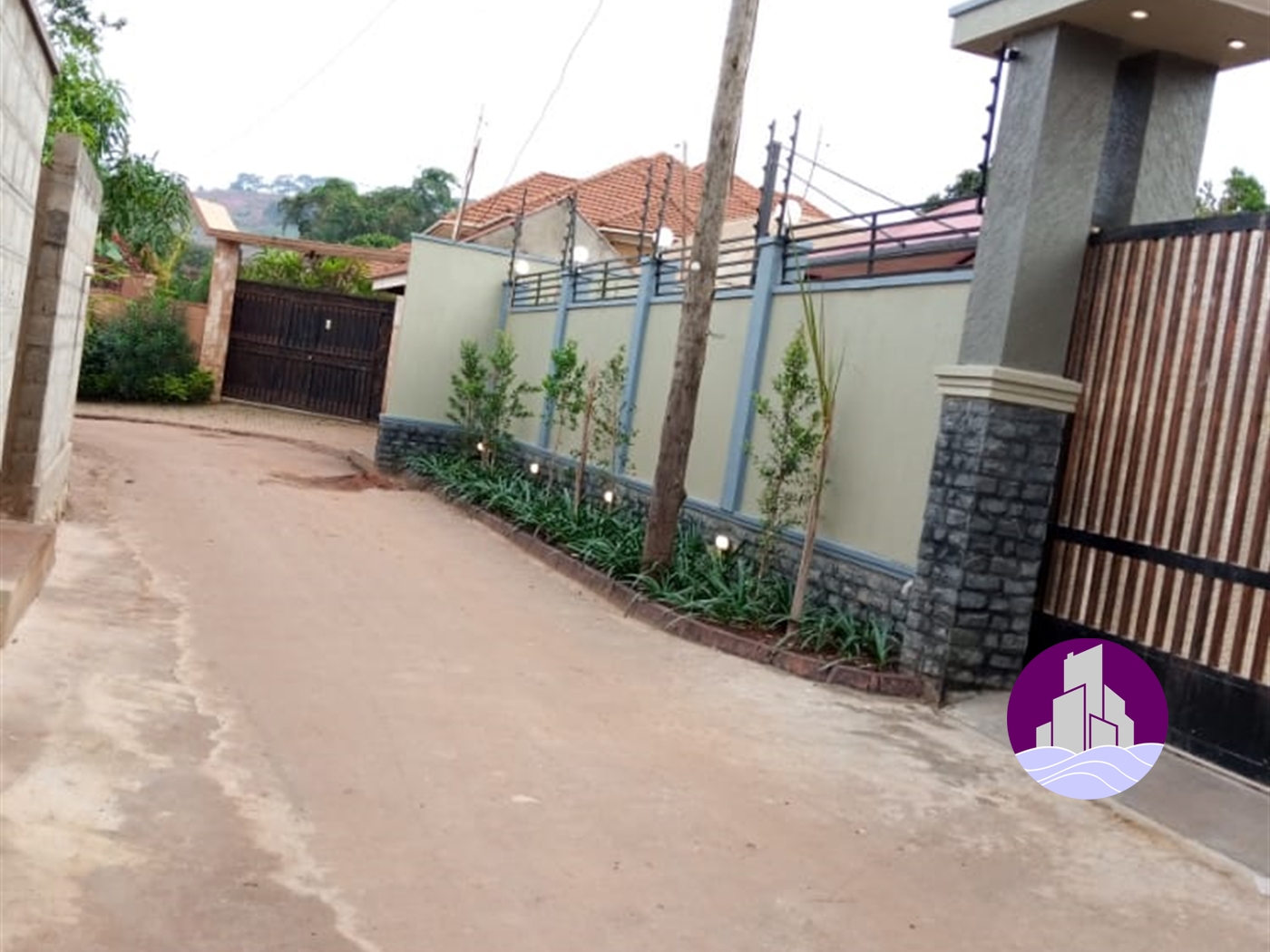 Bungalow for sale in Seguku Kampala