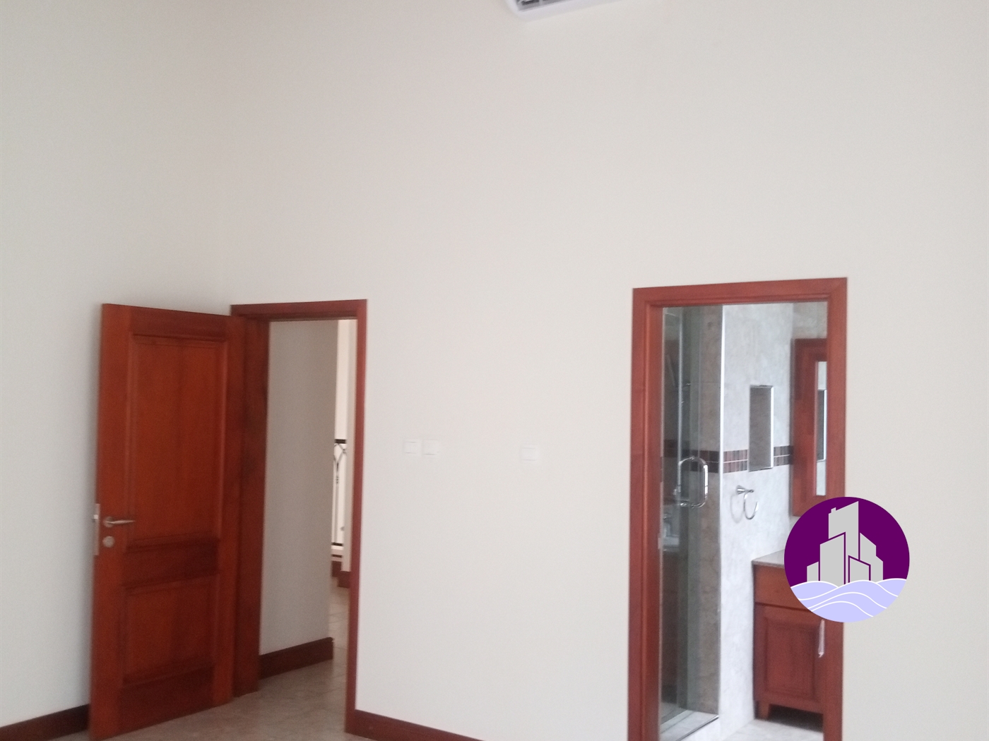 Storeyed house for rent in Munyonyo Kampala