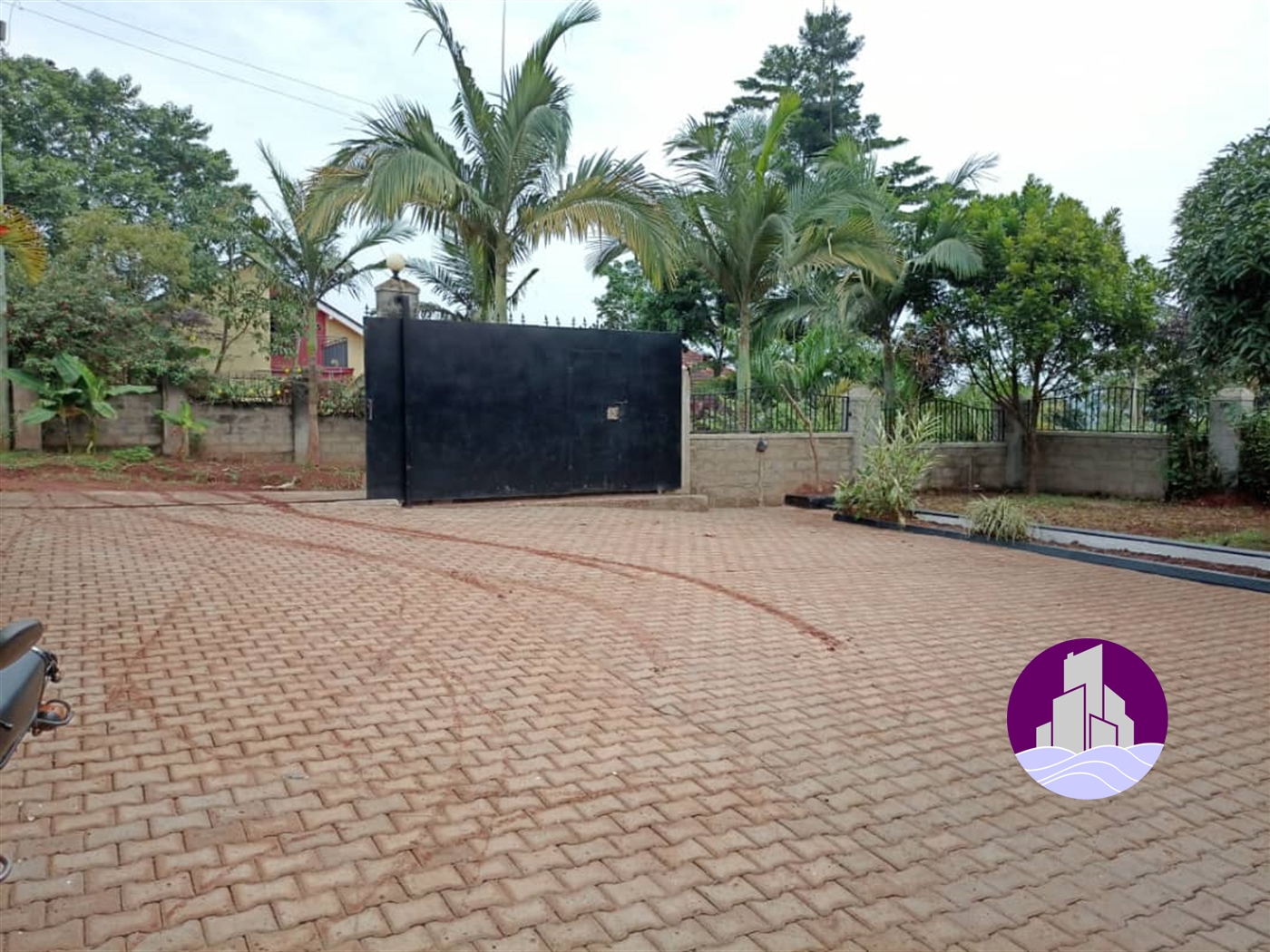 Bungalow for rent in Bwebajja Wakiso