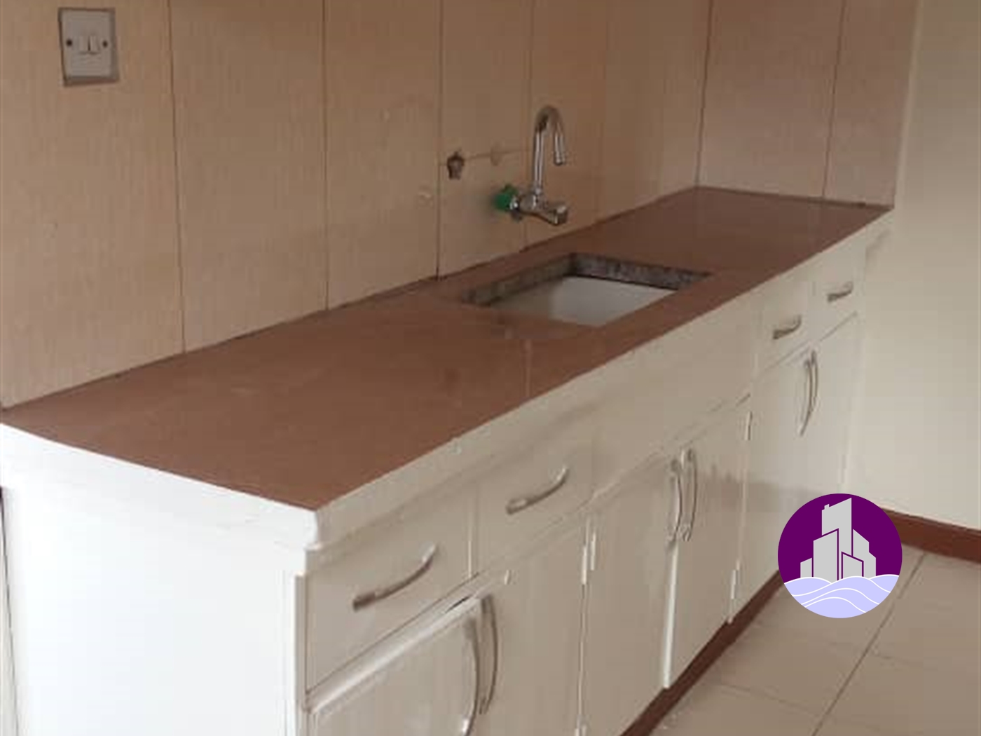 Apartment for sale in Bugoloobi Kampala