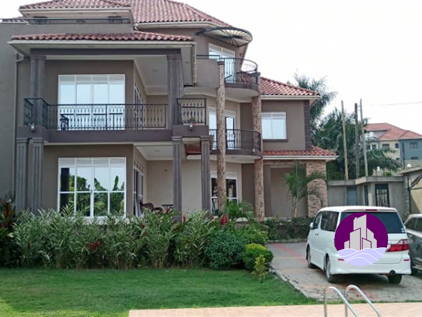 Mansion for sale in Kiwaatule Kampala