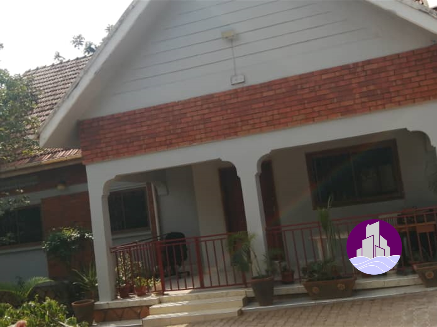 Bungalow for rent in Naguru Kampala