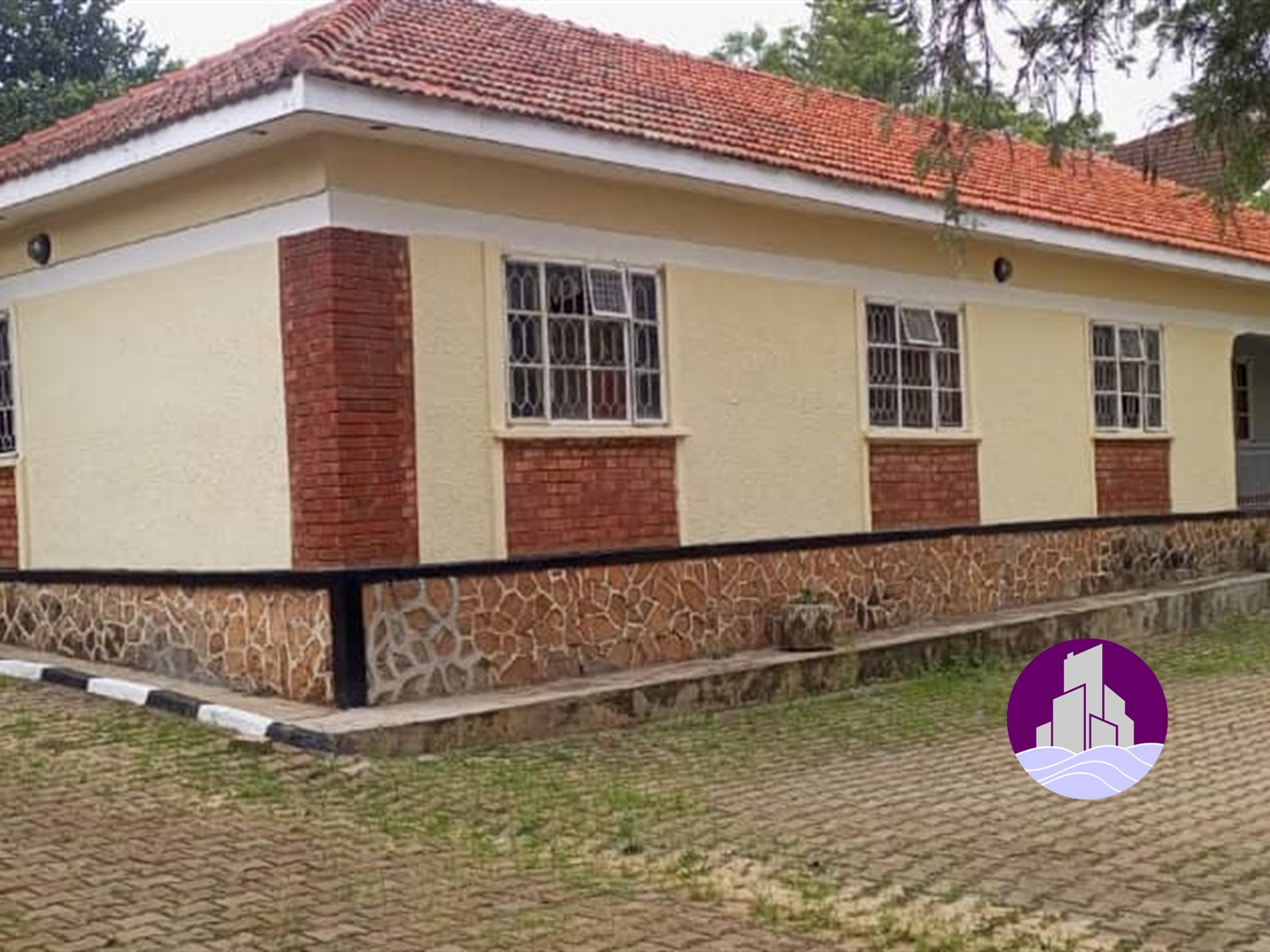 Bungalow for rent in Naguru Kampala