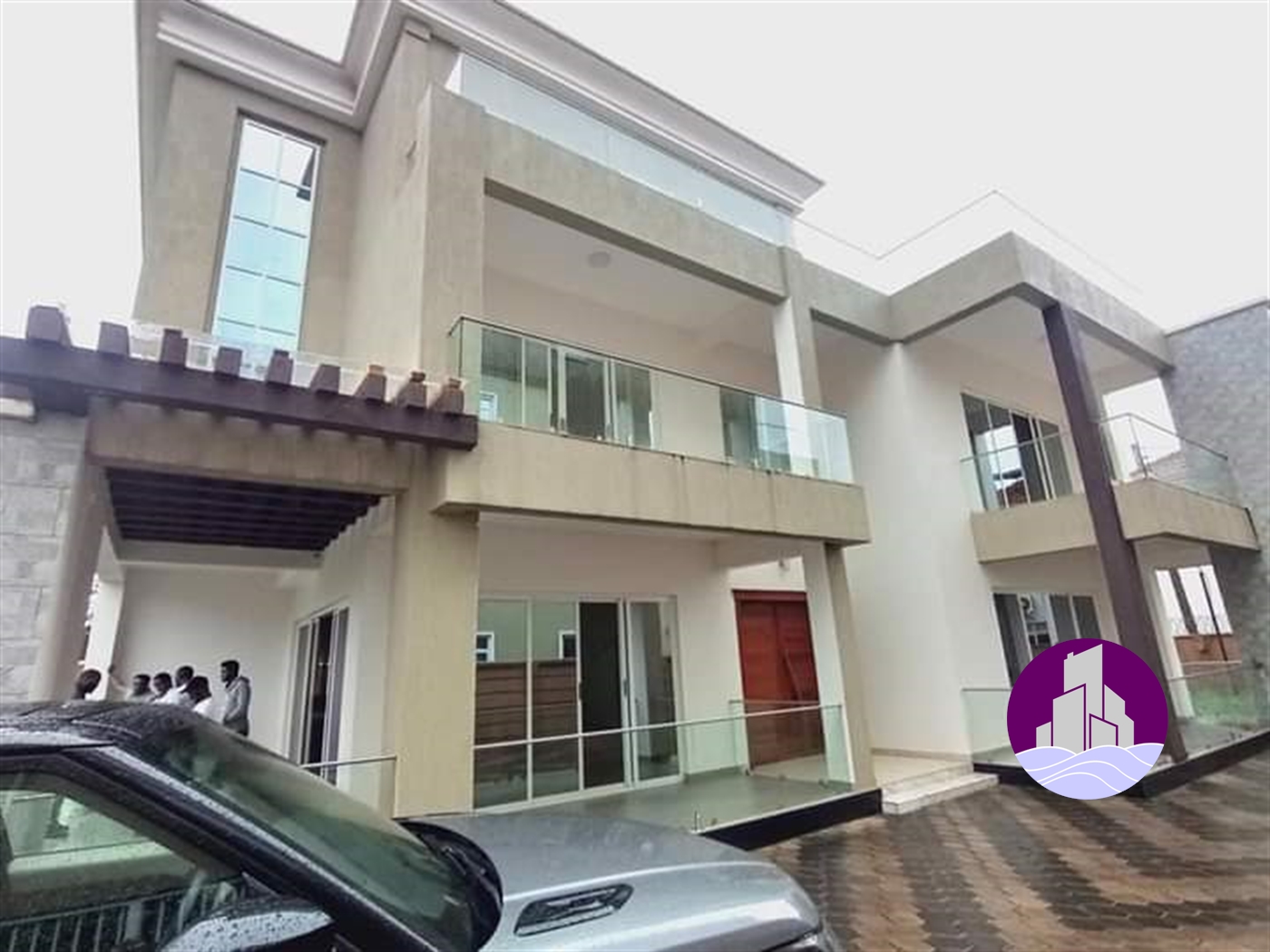 Mansion for sale in Munyonyo Kampala