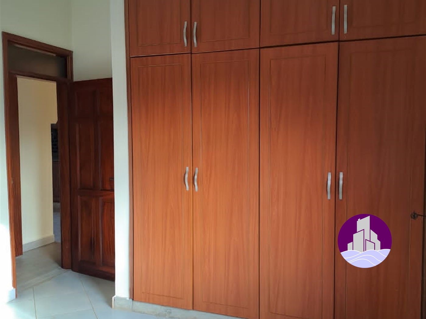 Semi Detached for rent in Kansanga Kampala