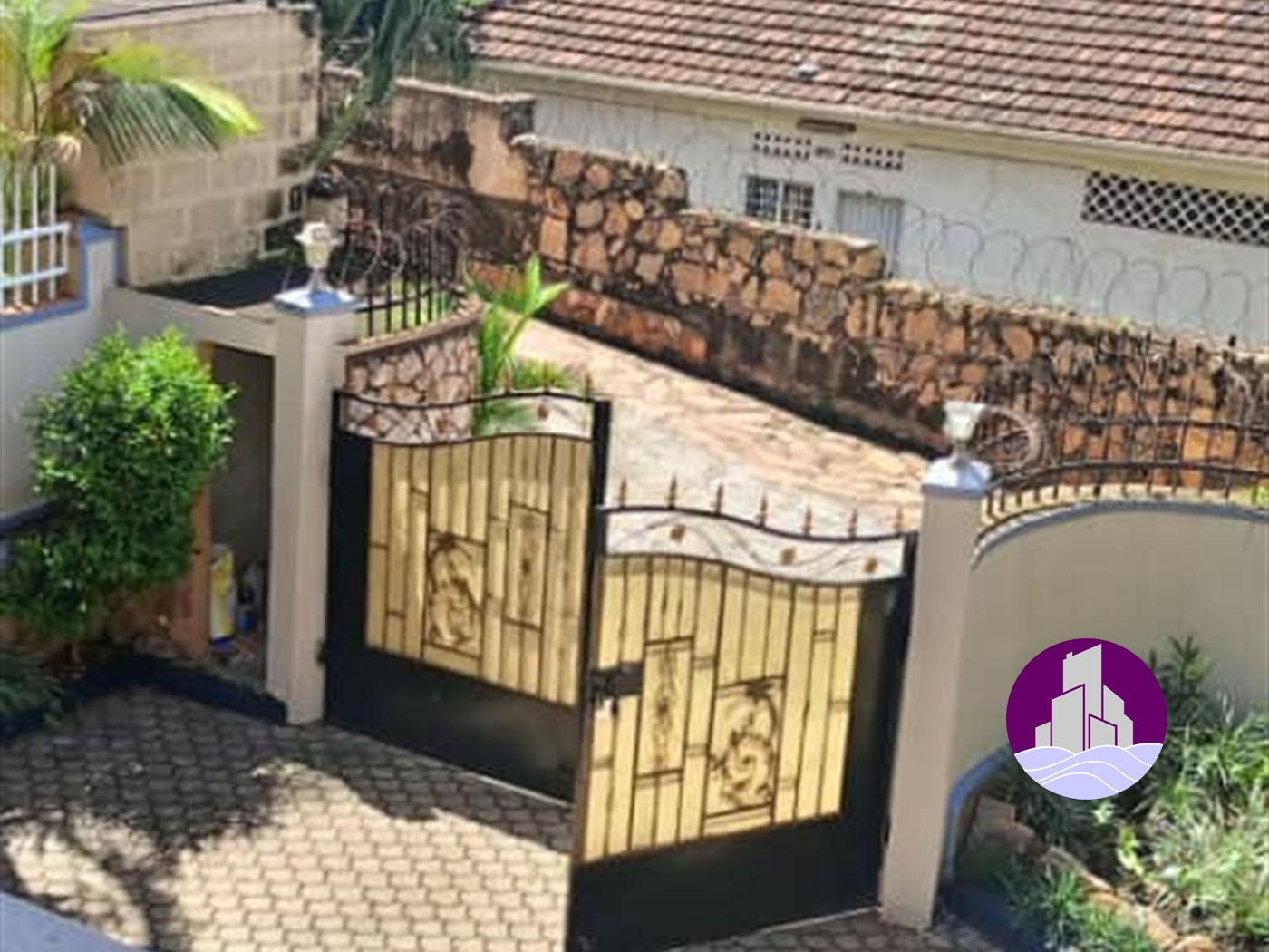 Storeyed house for sale in Muyenga Kampala