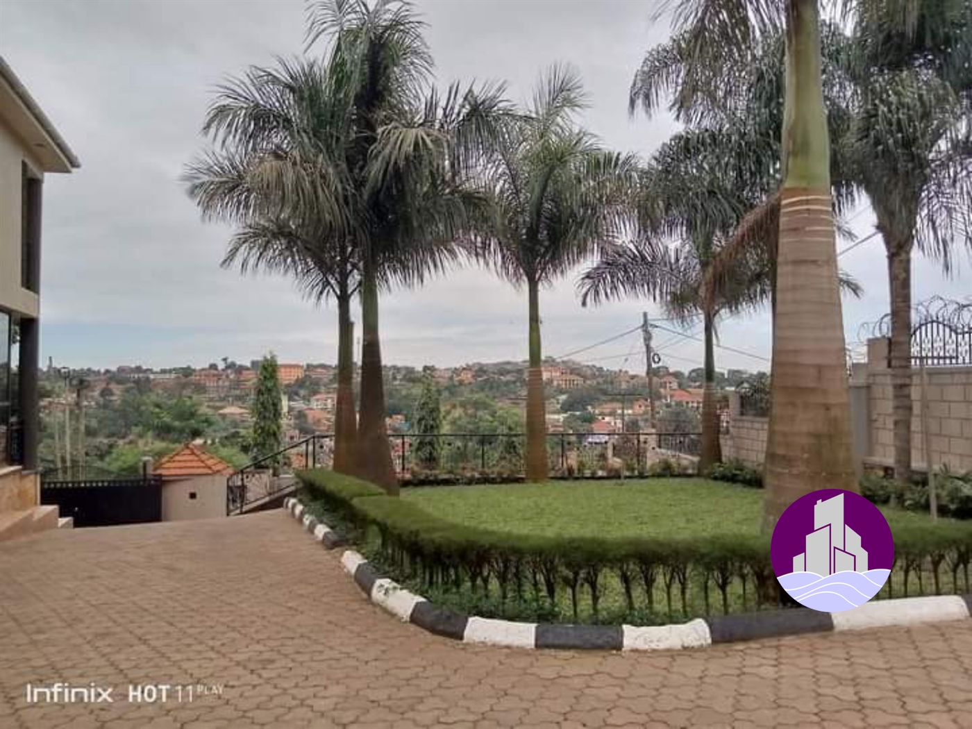 Duplex for rent in Kyanja Kampala