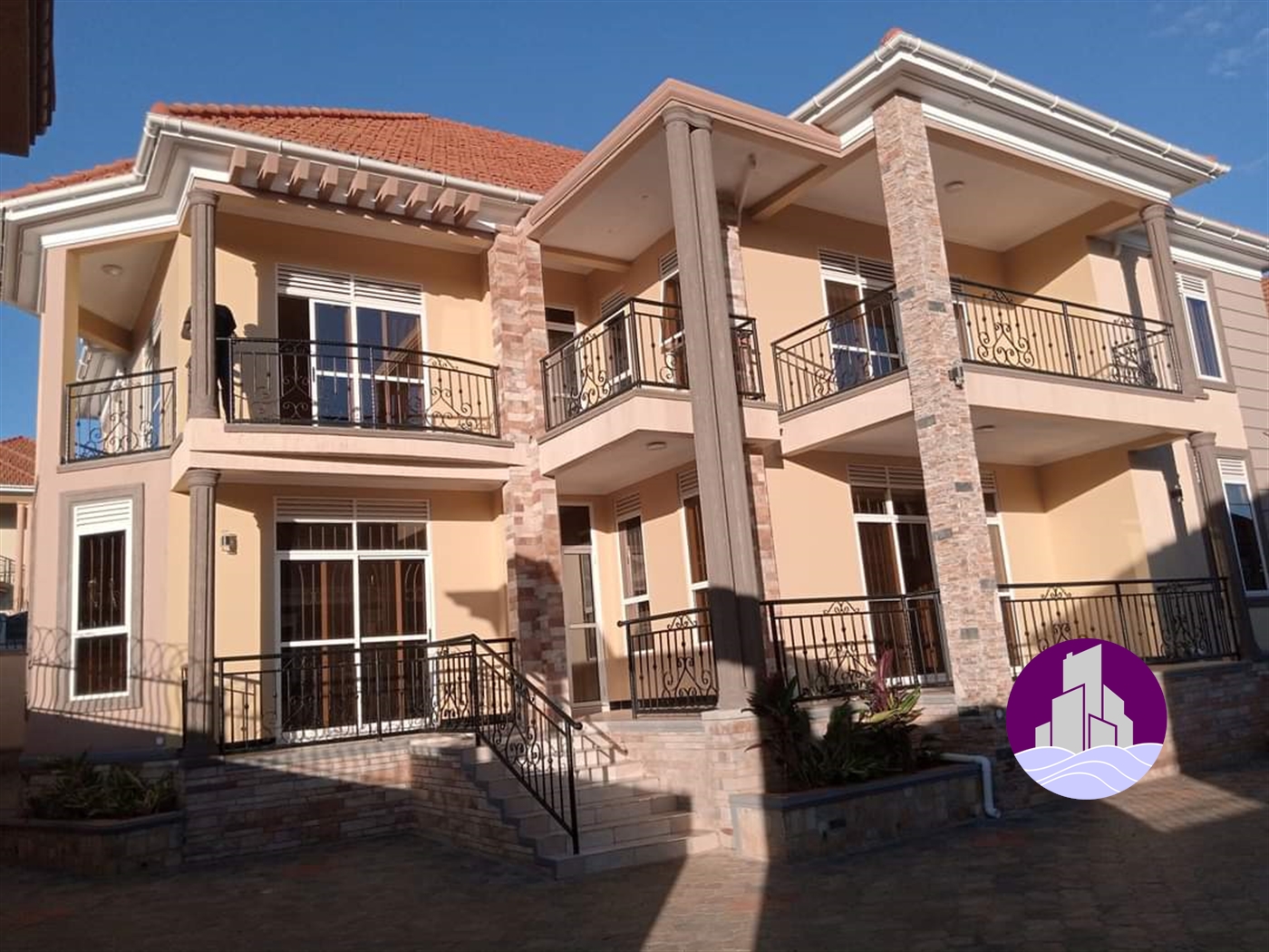 Mansion for rent in Kira Wakiso