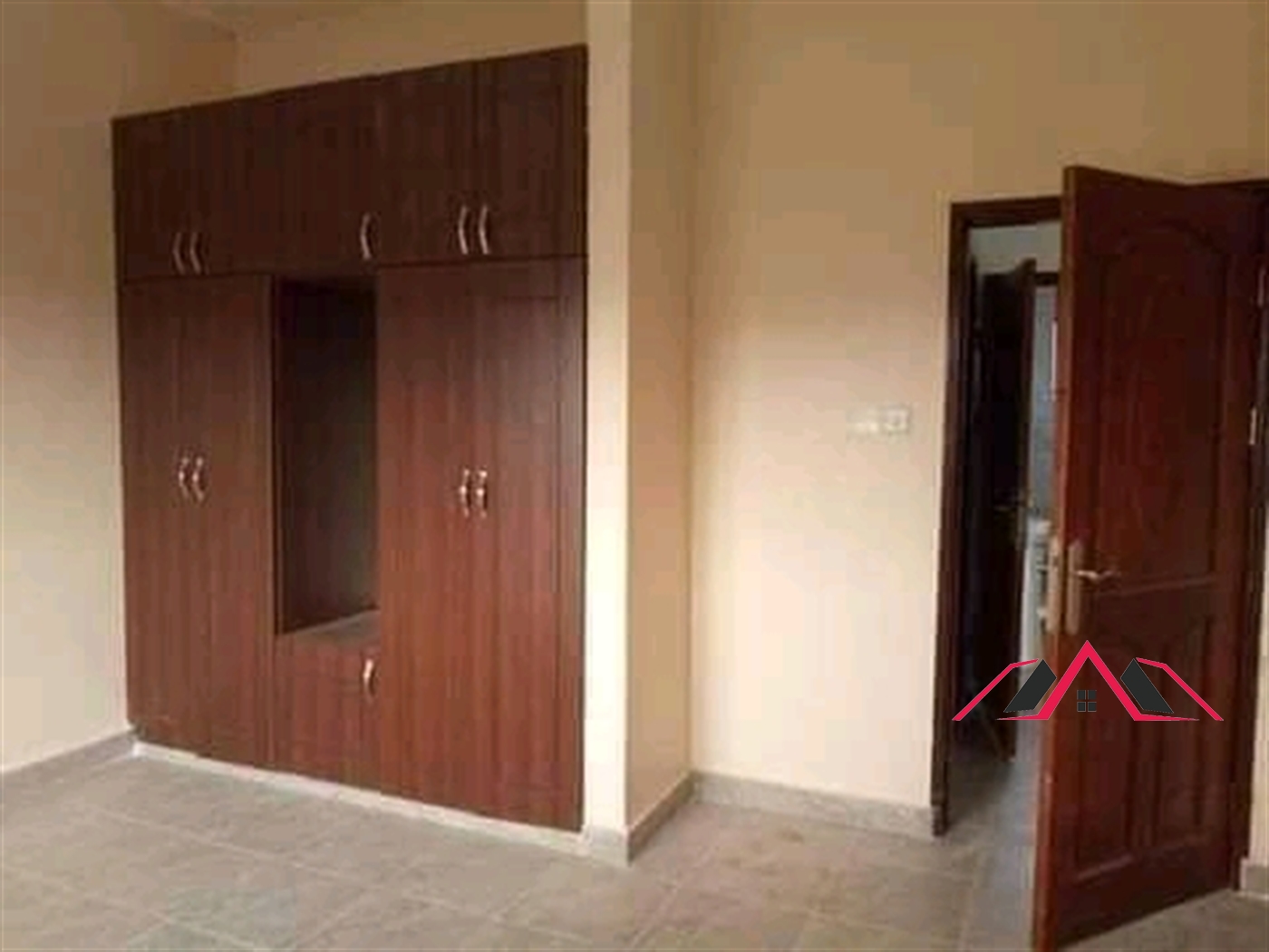 Apartment for sale in Kisaasi Kampala