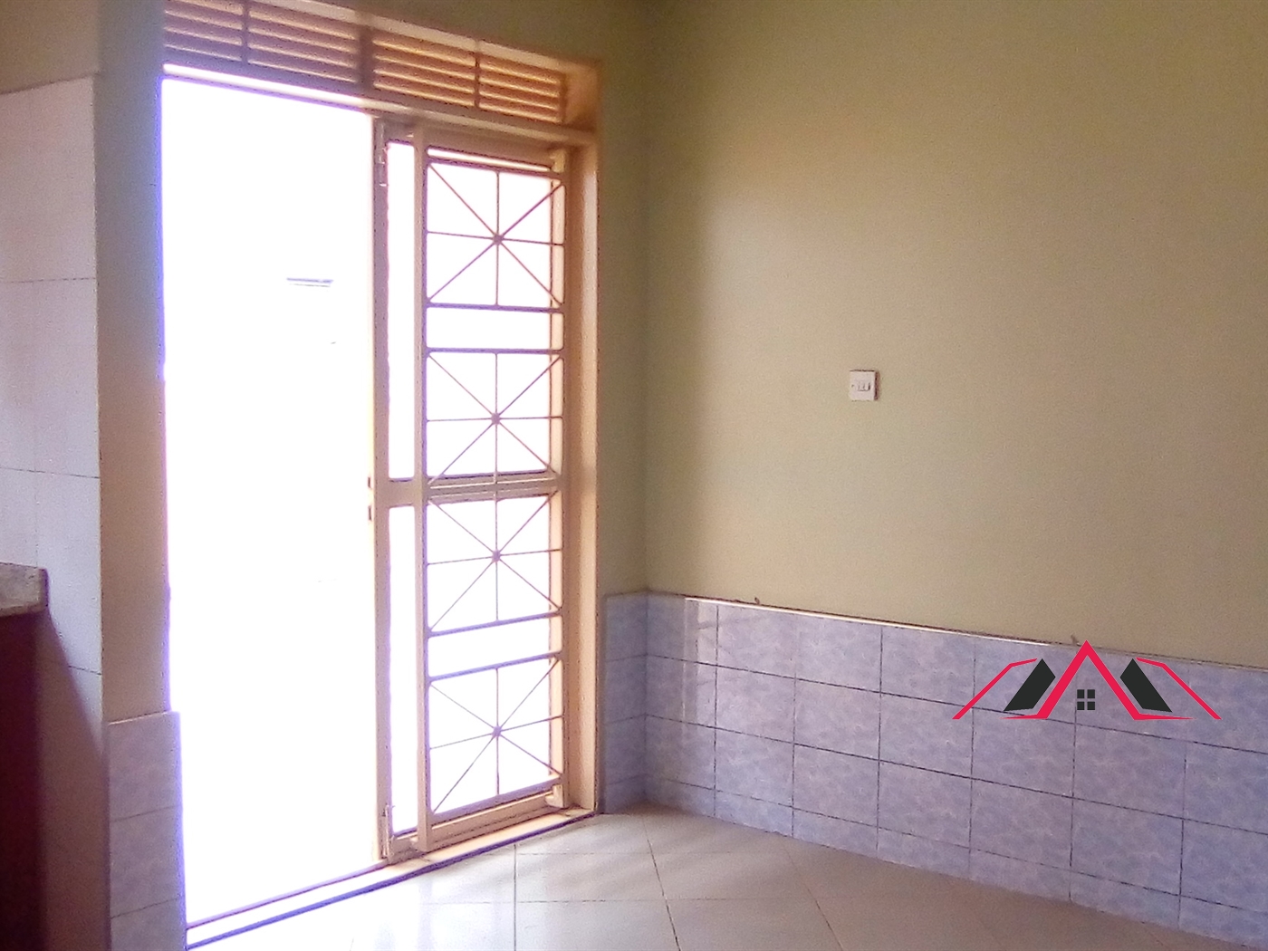 Semi Detached for rent in Kyaliwajjala Wakiso