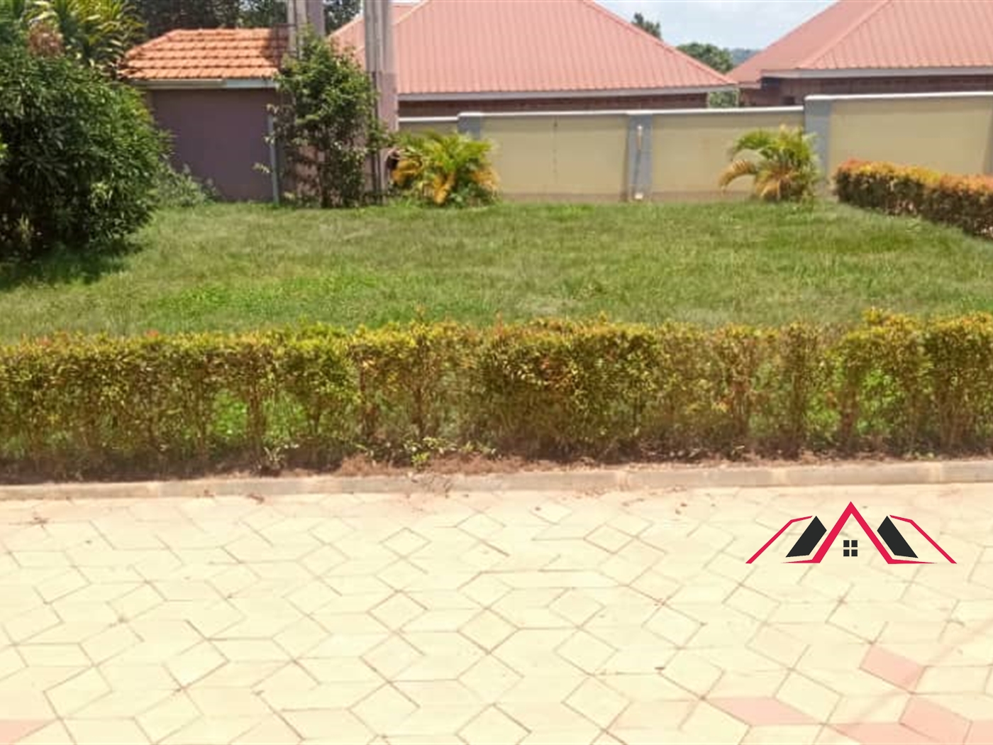 Bungalow for sale in Kira Wakiso