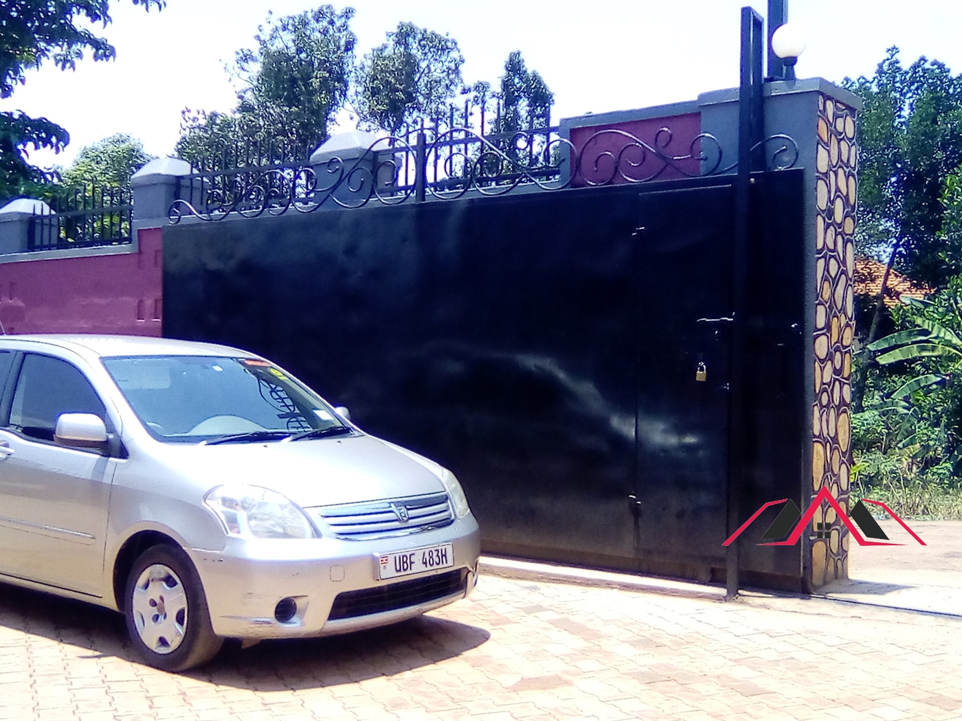 Semi Detached for rent in Najjera Kampala