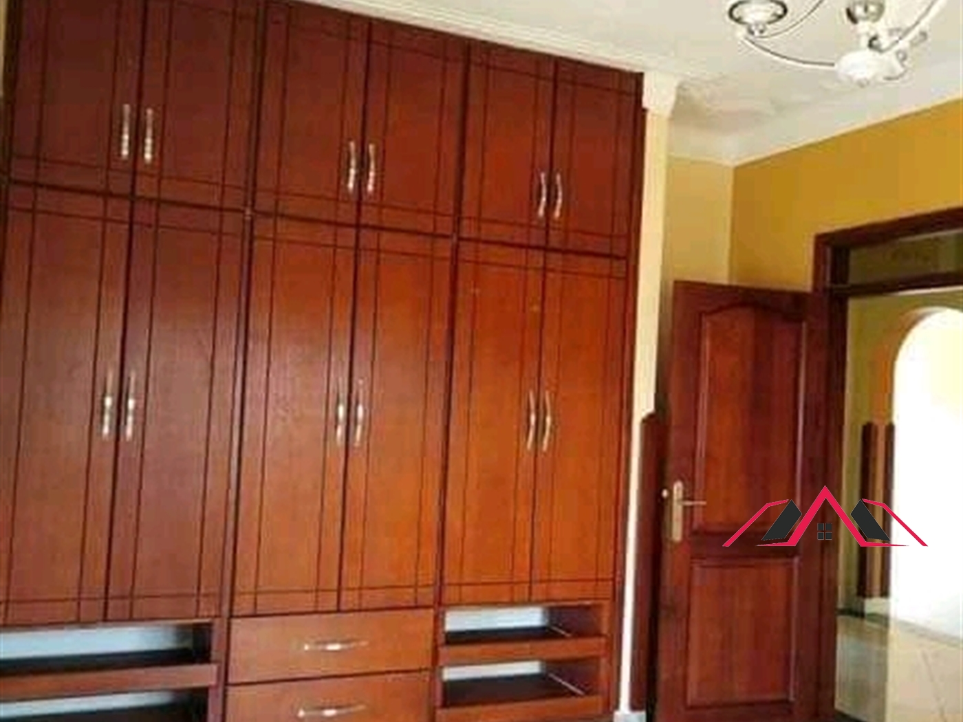 Apartment for rent in Kiwaatule Kampala