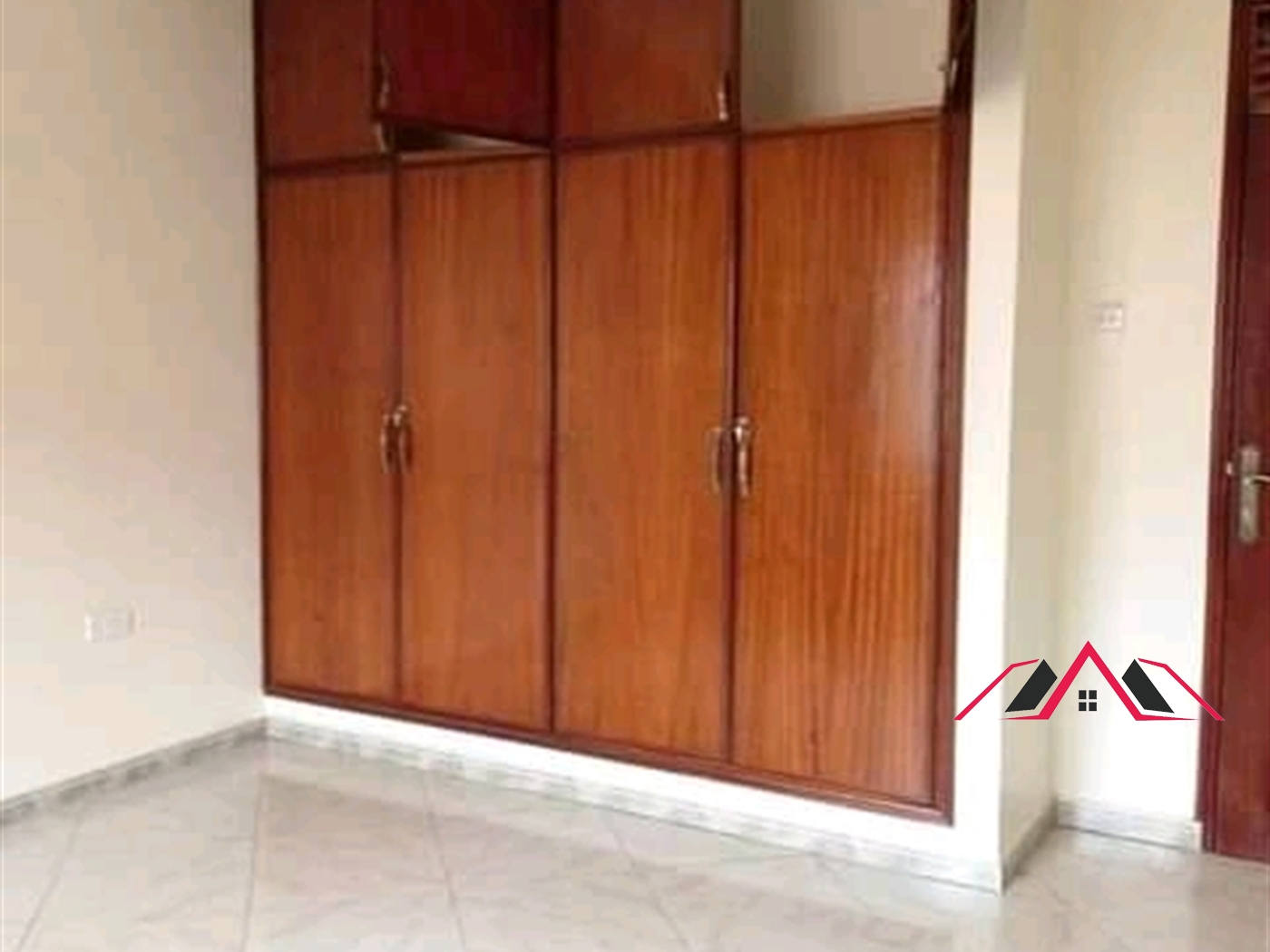 Storeyed house for rent in Naalya Wakiso