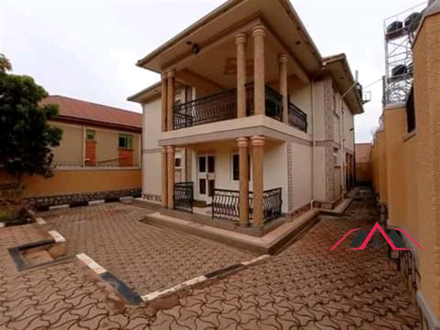 Storeyed house for rent in Naalya Wakiso