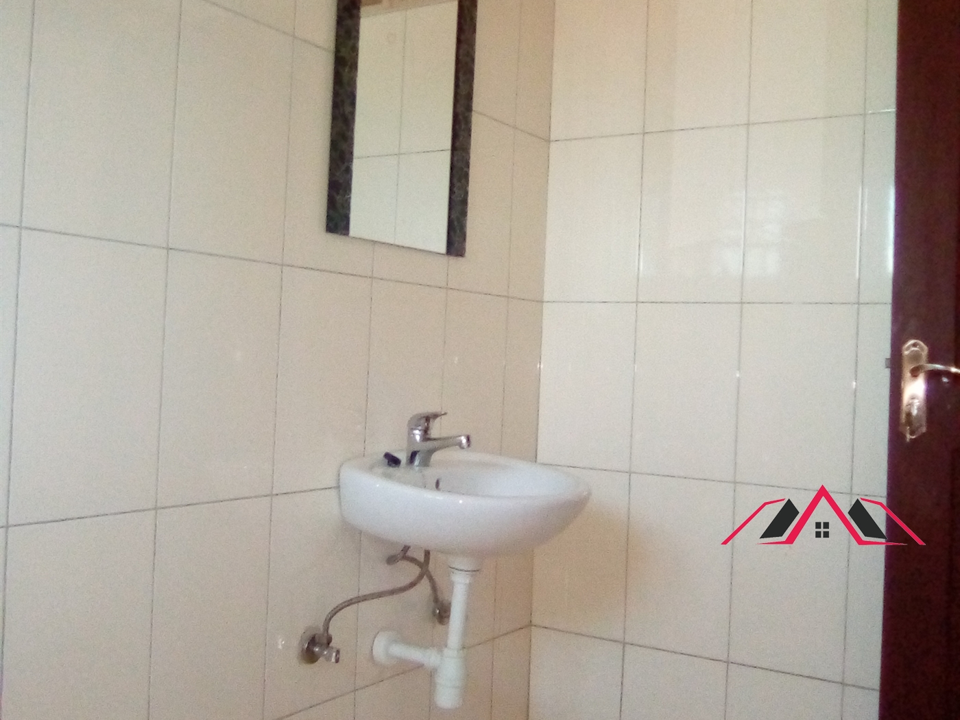 Apartment for rent in Kyaliwajjala Wakiso