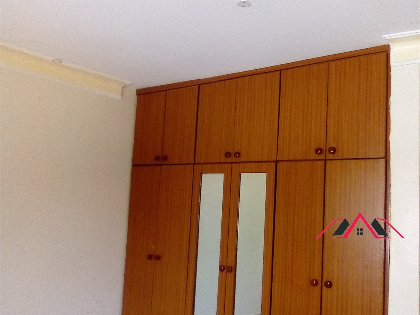 Apartment for rent in Naalya Kampala