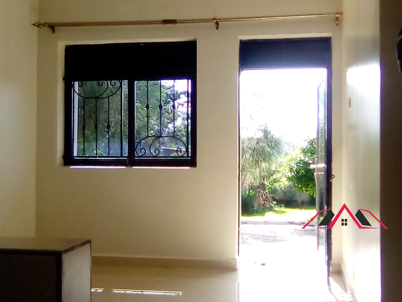 Semi Detached for rent in Naalya Kampala