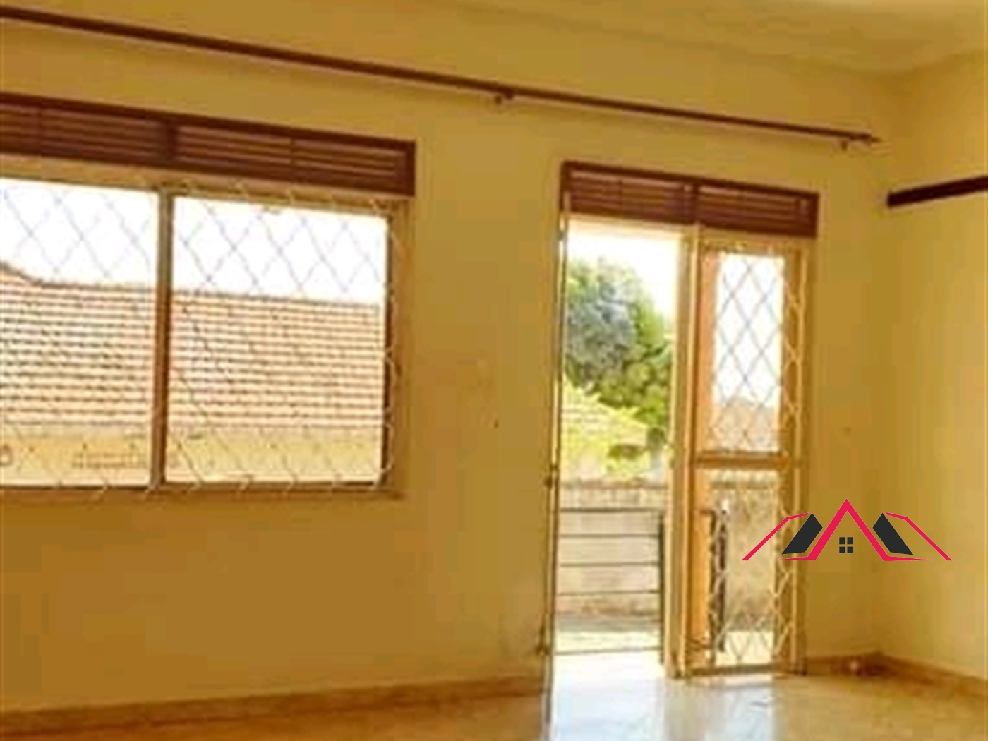 Semi Detached for rent in Kisaasi Kampala