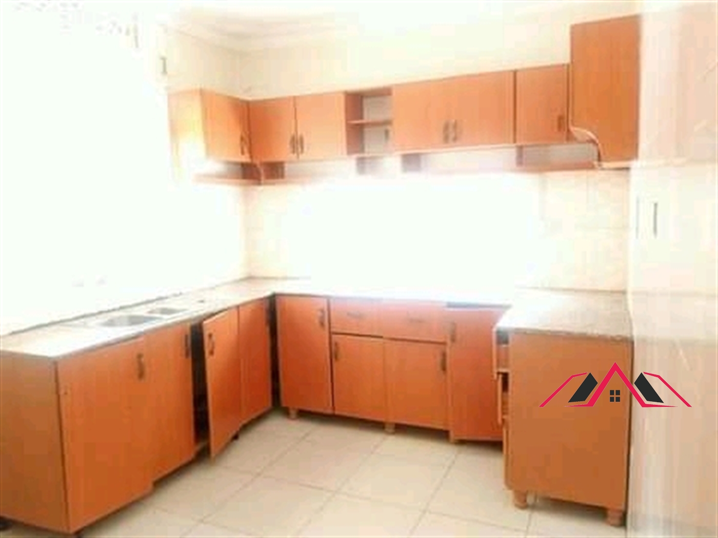 Bungalow for rent in Muyenga Kampala