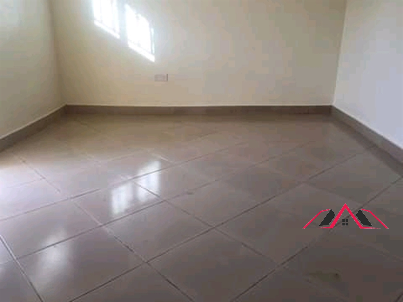 Semi Detached for rent in Kisaasi Kampala