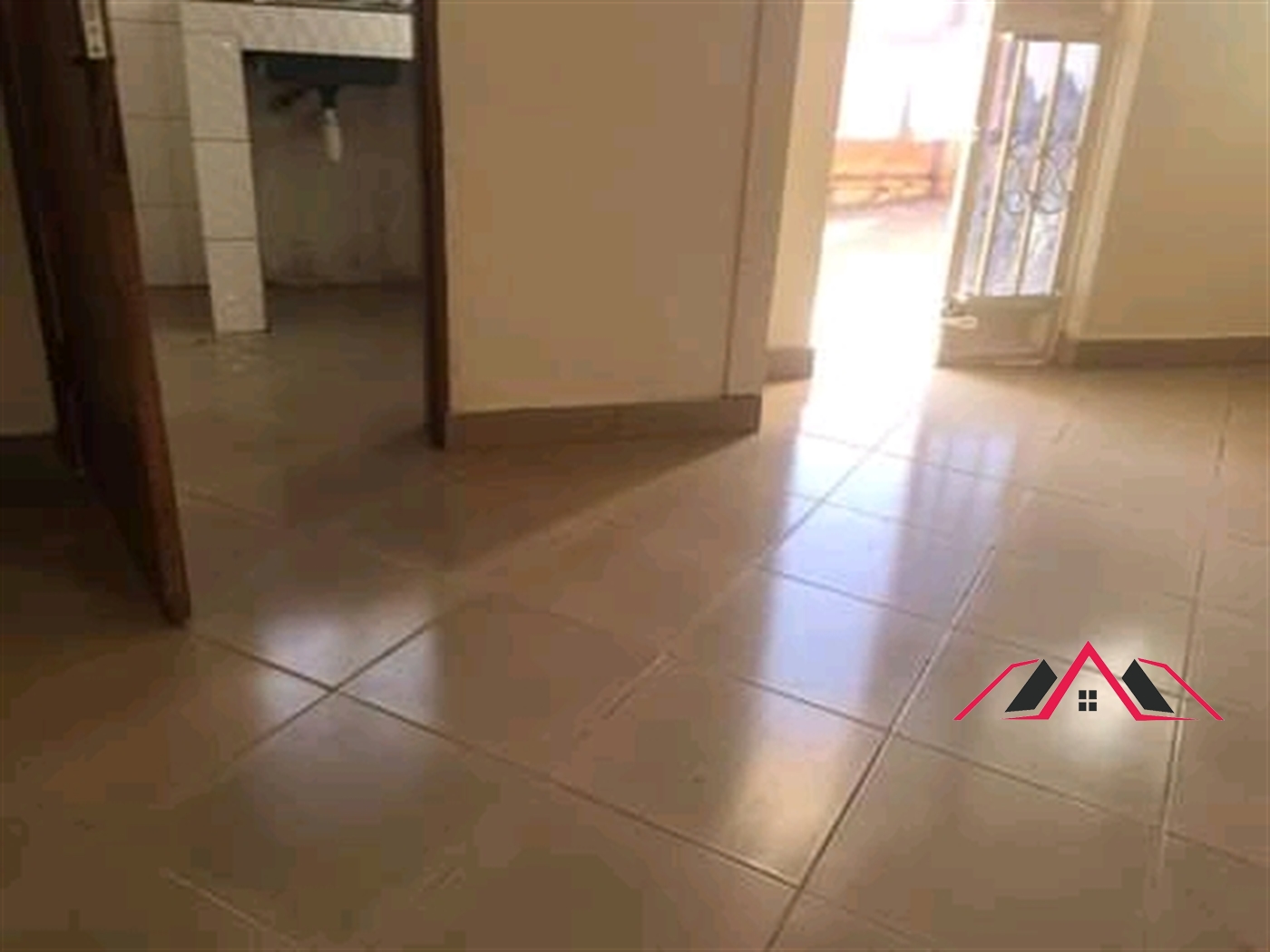 Semi Detached for rent in Kisaasi Kampala