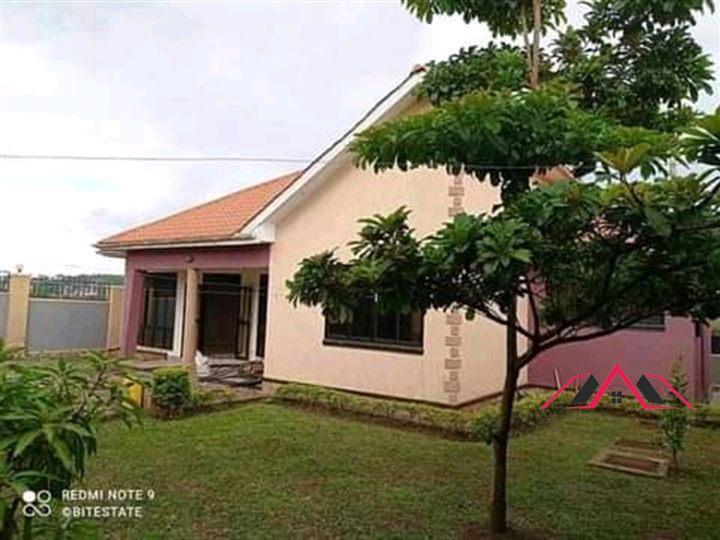 Bungalow for rent in Kira Wakiso